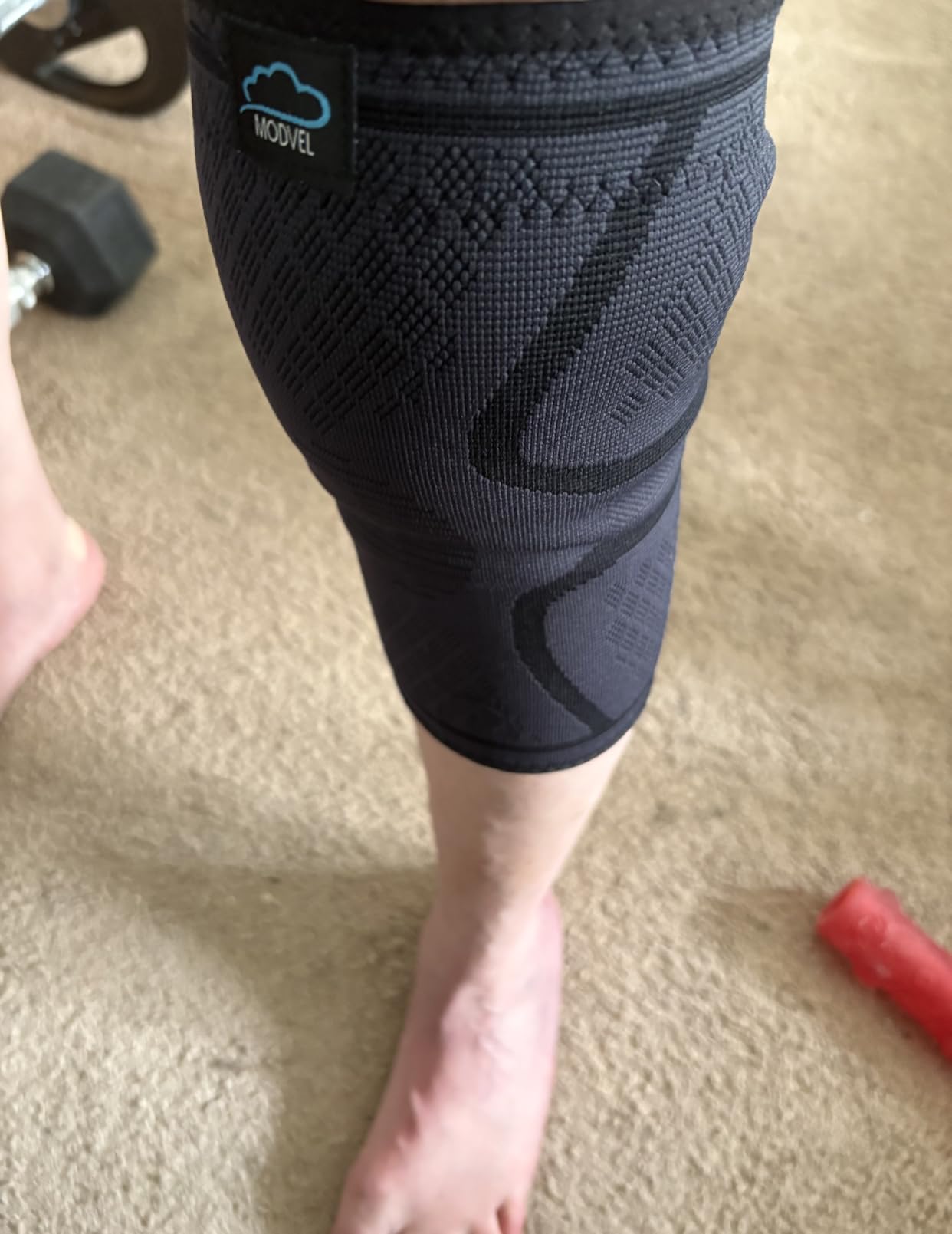 Modvel Compression Knee Brace for Women & Men - 2 Pack Knee Brace for Women Running Knee Pain, Knee Support Compression Sleeve, Workout Sports Knee Braces for Meniscus Tear ACL & Arthritis Pain Relief customer photo 2