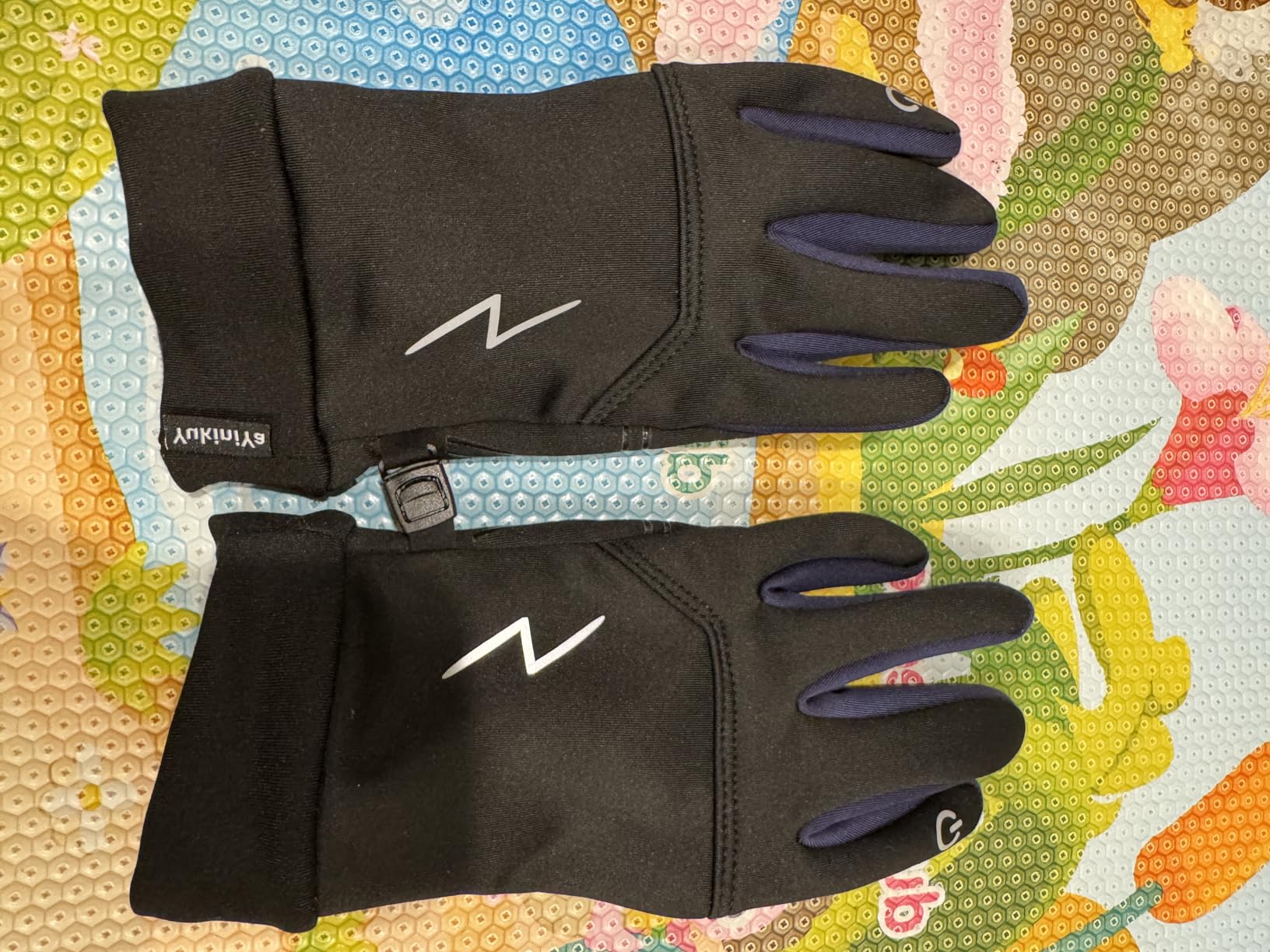 Kids Winter Gloves Back Water Repellent Touchscreen Warm Fleece Anti-Slip for Boys Girls Teen 3-15 Years customer photo 1