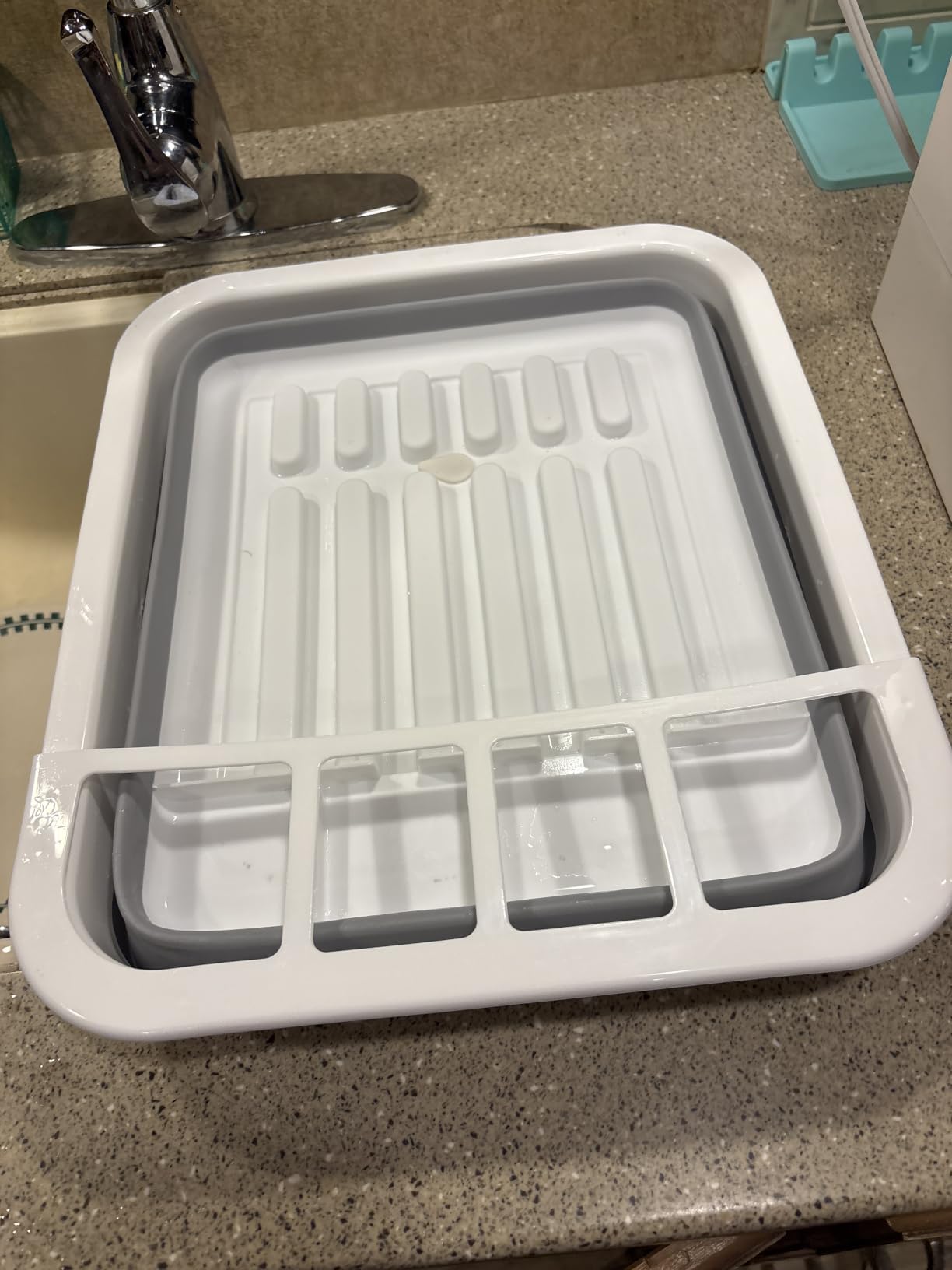 THANSTAR Collapsible Dish Drying Rack Portable Dinnerware Drainer Organizer for Kitchen RV Campers Travel Trailer Space Saving Kitchen Storage Tray customer photo 1
