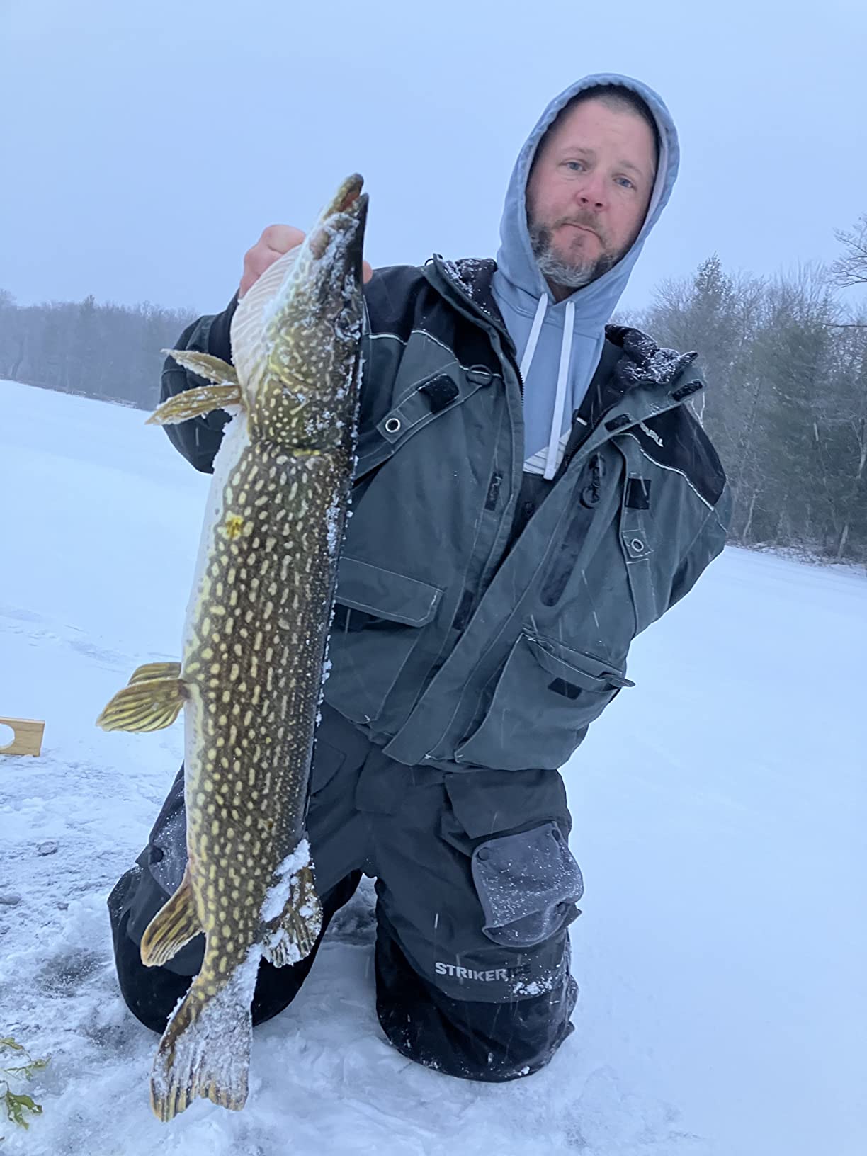 Men's Predator Durable Windproof Water-Resistant Outdoor Ice Fishing Bib with Sureflote Flotation Technology customer photo 1