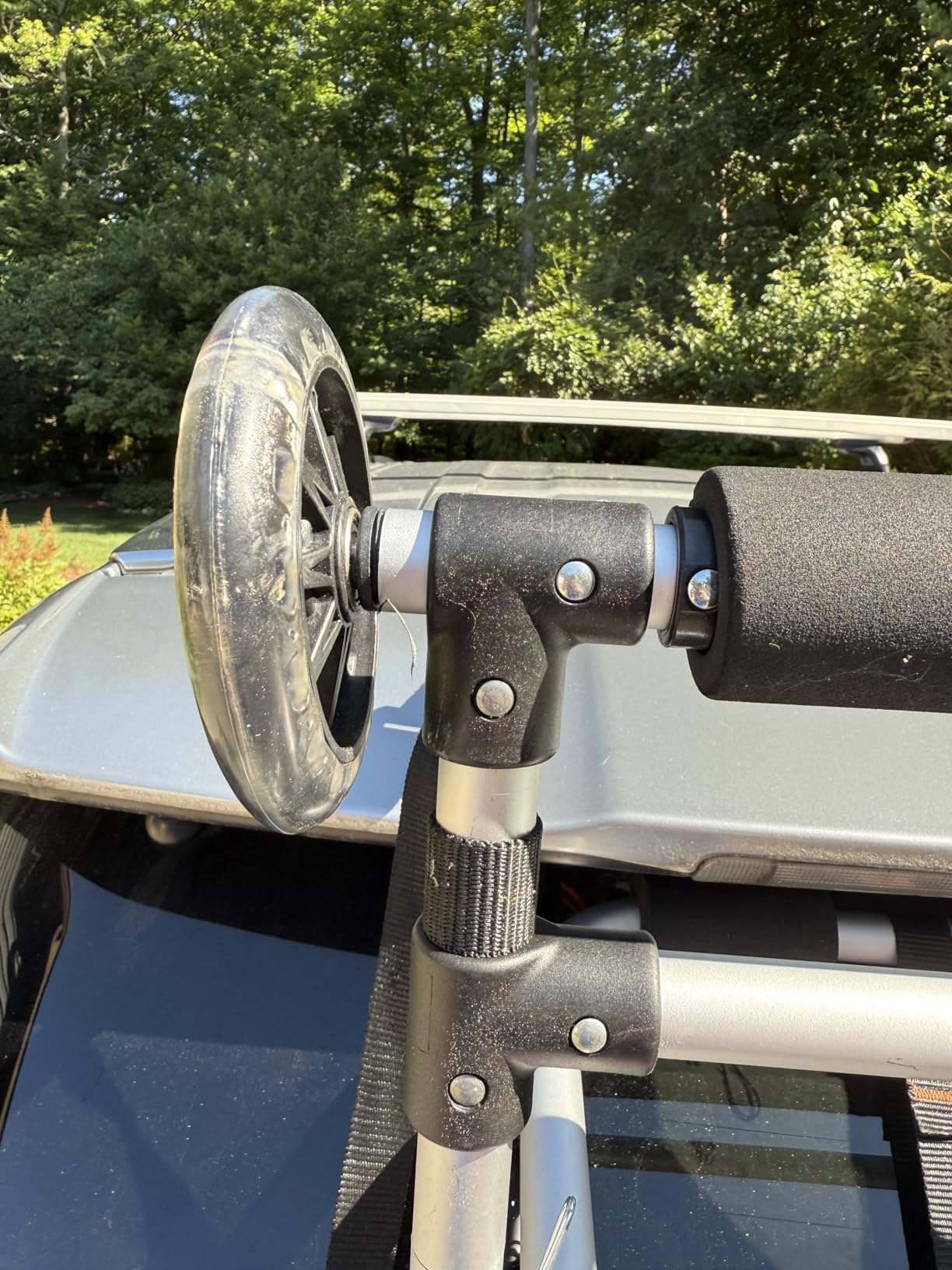 Kayak Roller - Load Assist Prevent Sideslip with Adjustable Tightness and Angle Boat for Mounting Kayaks Canoes to Car TopsCrossbarsRoof Racks or Roof Pads,Load 220lbs, silver customer photo 2
