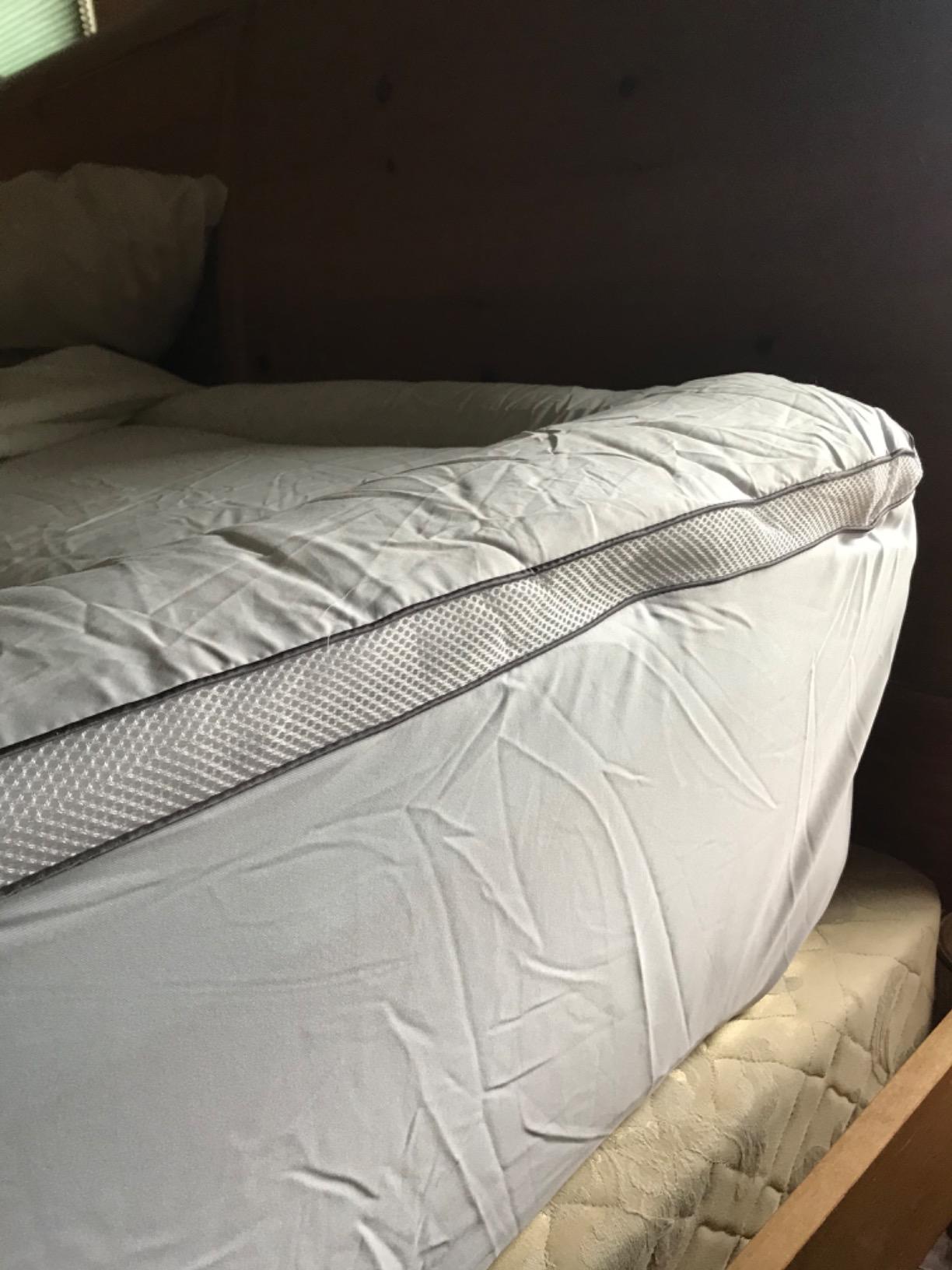 ViscoSoft 4 Inch Pillow Top Memory Foam Mattress Topper Short Queen - Cooling Hybrid Lux Dual Layer RV/Camper Mattress Pad - CertiPUR-US Certified customer photo 2