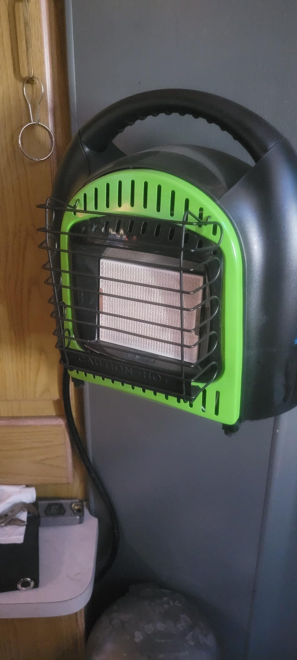 Flame King YSN-CHS10 10,000 BTU Propane Space Radiant Portable Heater Indoor* & Outdoor for Camping, Garage, Ice Fishing, Patio, Green/Black 10K customer photo 2