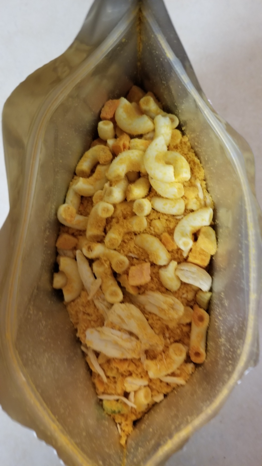Mountain House Buffalo-Style Chicken Mac & Cheese Freeze-Dried Food for Camping, 12 Servings, 30-Year Shelf-Life customer photo 2