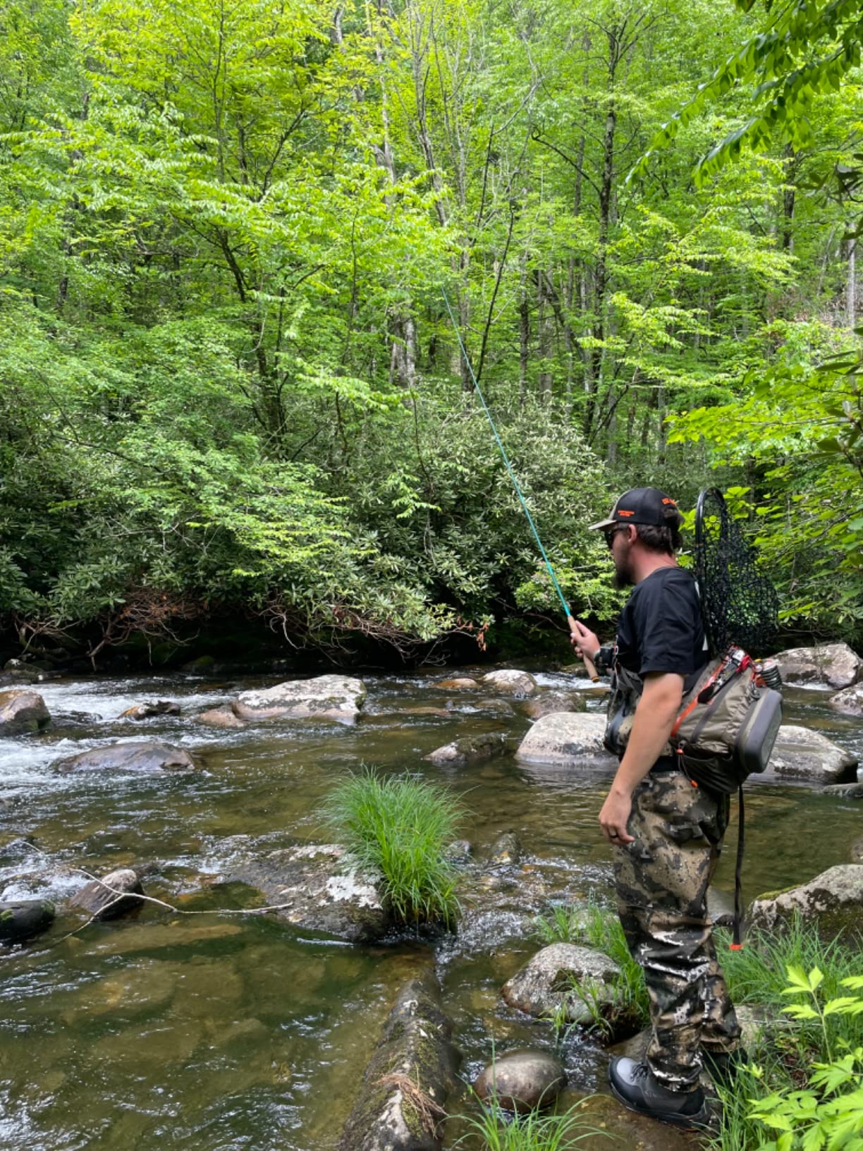 fishpond Summit Sling -2.0- Granite customer photo 2
