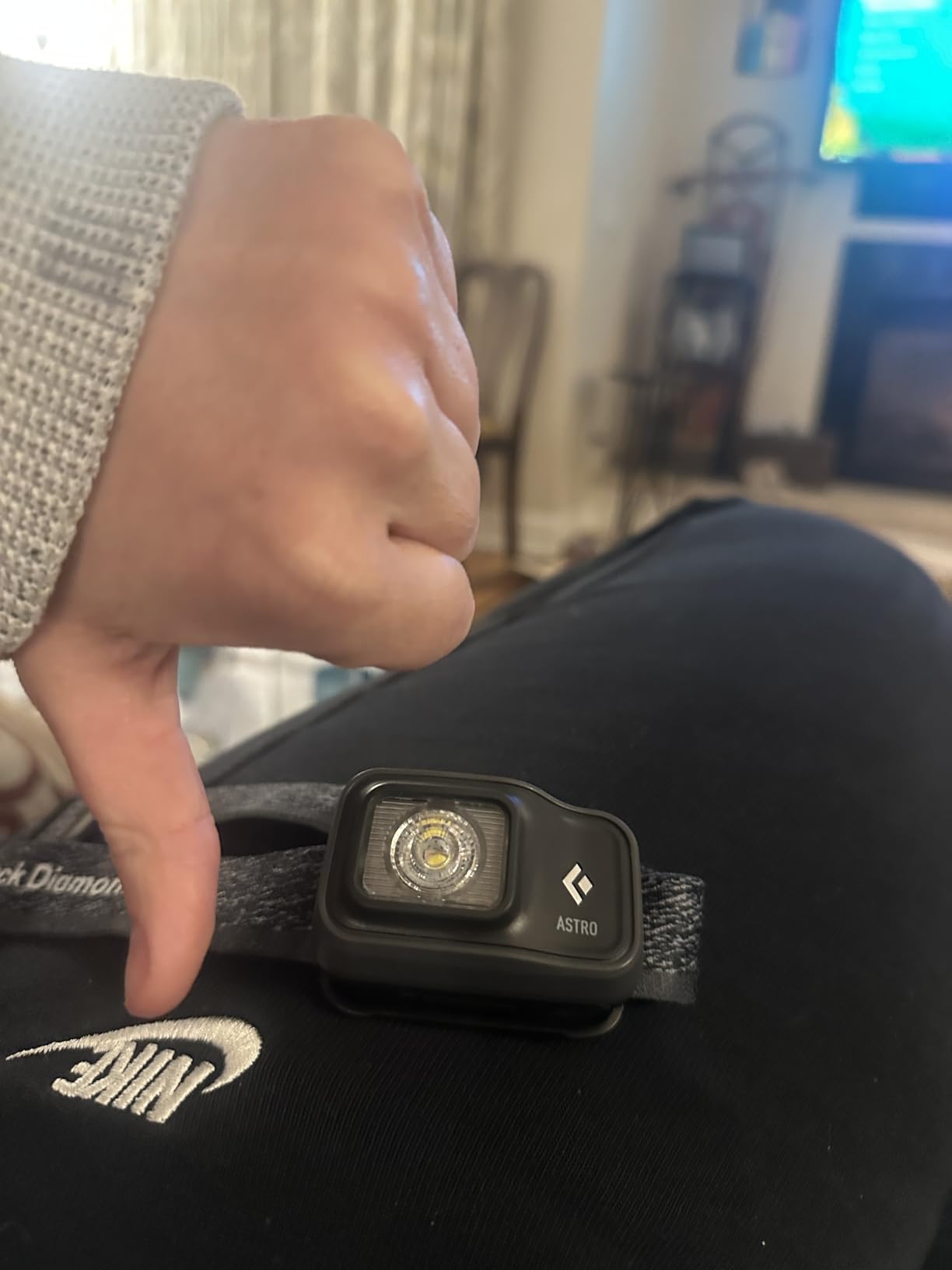 BLACK DIAMOND Astro 300 Headlamp | 300 Lumens Brightness | 3X AAA Battery Operated (Included) | Compact & Lightweight | Graphite customer photo 2