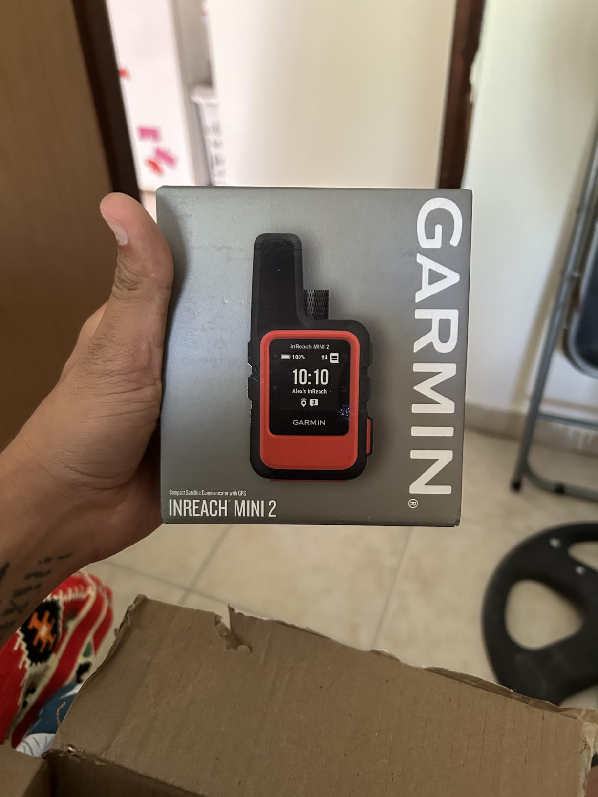 Garmin inReach Mini 2, Lightweight and Compact Satellite Communicator, Hiking Handheld, Orange - 010-02602-00 | Two-Way Iridium Messaging and Interactive Sos, Up to 14 Days and 30 Days Battery, 3.5 Oz, IPX7 customer photo 1