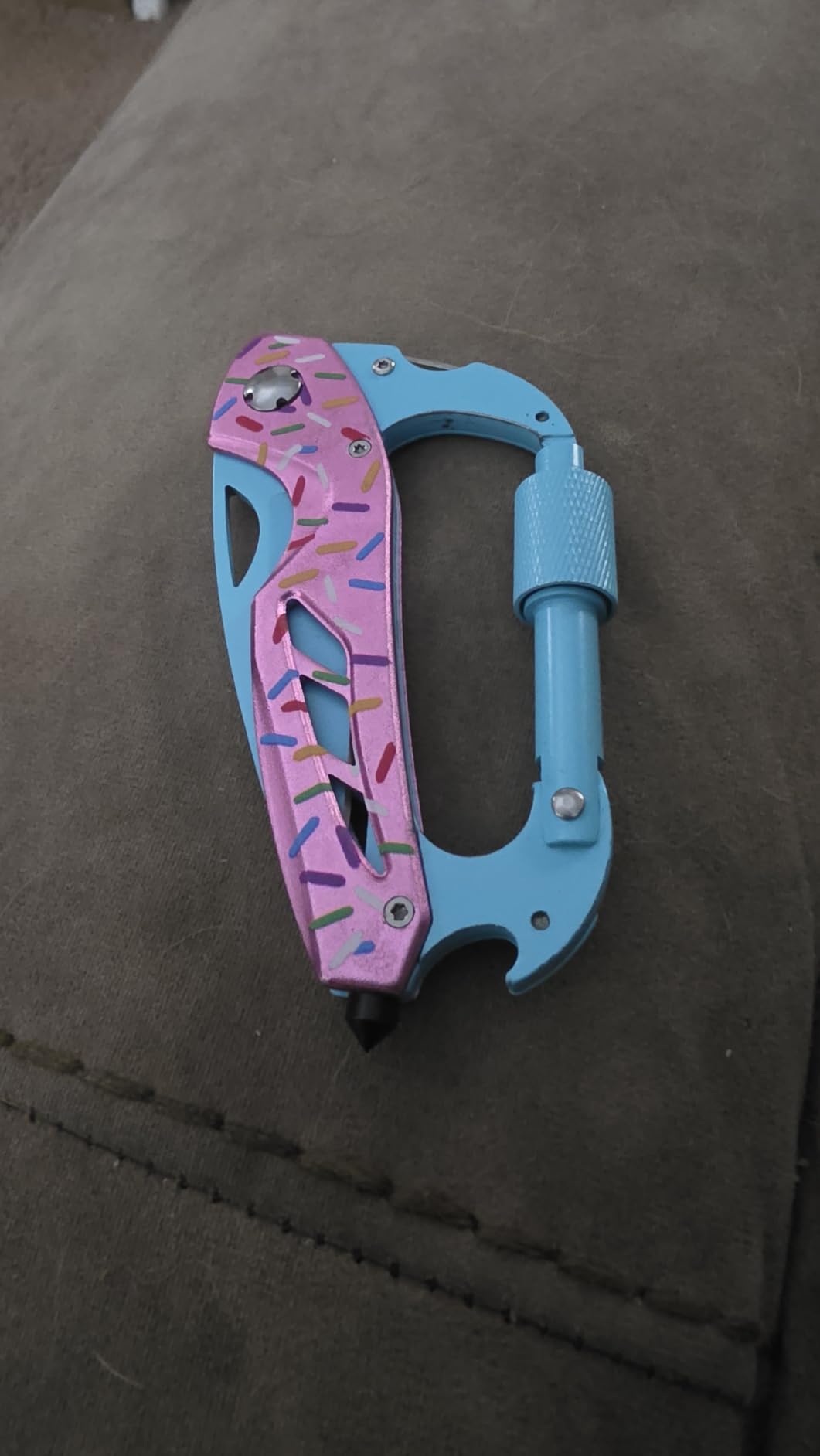 FUNBRO Multitool Carabiner with Pocket Knife, Bottle Opener | Stocking Stuffers Gifts for Men, EDC Carabiners with Folding Knives, Window Breaker and Screwdriver, Gear for Camping Hiking customer photo 2