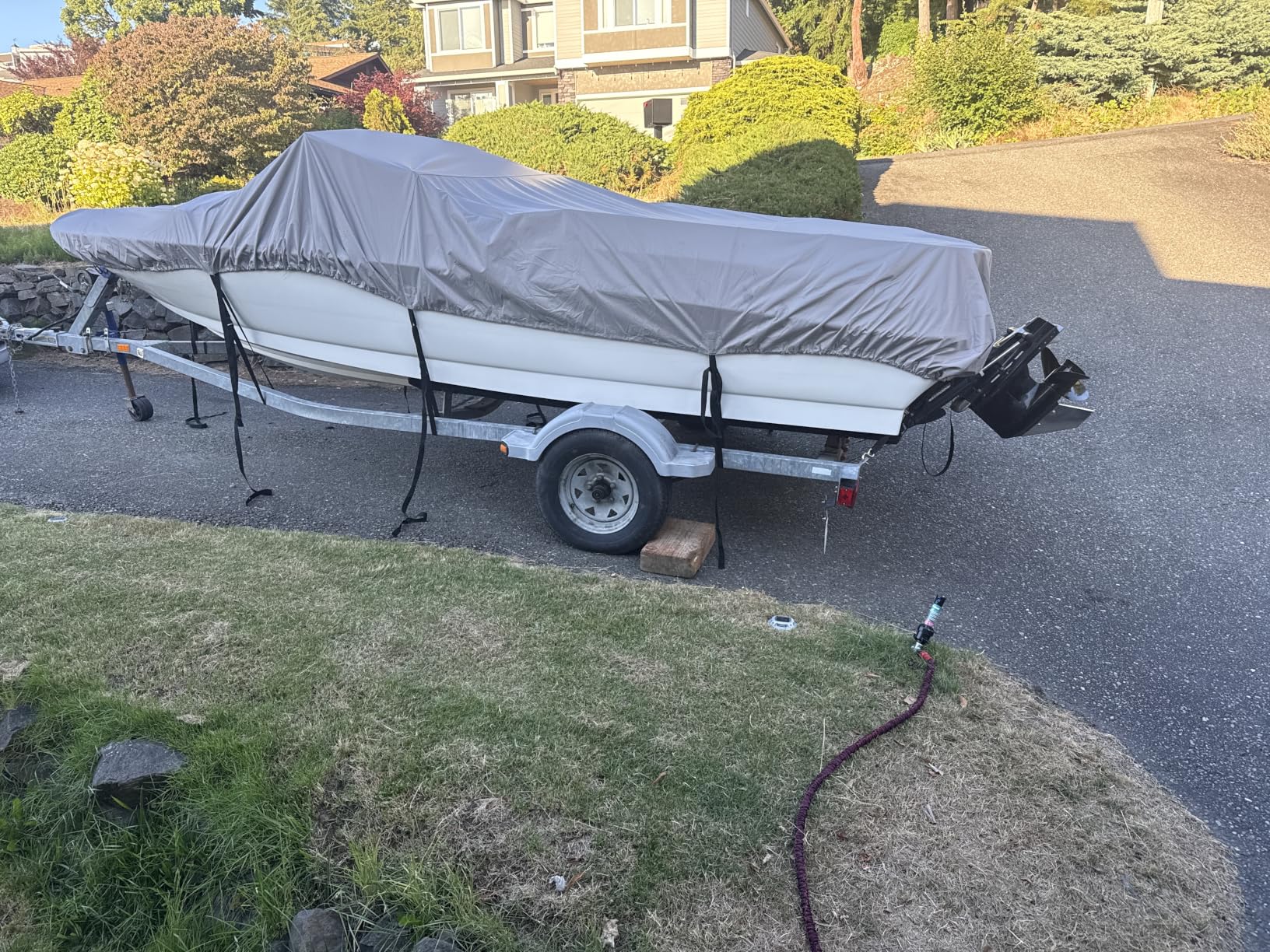 Heavy Duty 1200D PU Waterproof Boat Cover, Trailerable Marine Grade Polyester Canvas, Fit V-Hull, Tri-Hull, Fishing Boat, Runabout, Pro-Style Bass Boat with Strap, 17'- 19', Gray customer photo 1