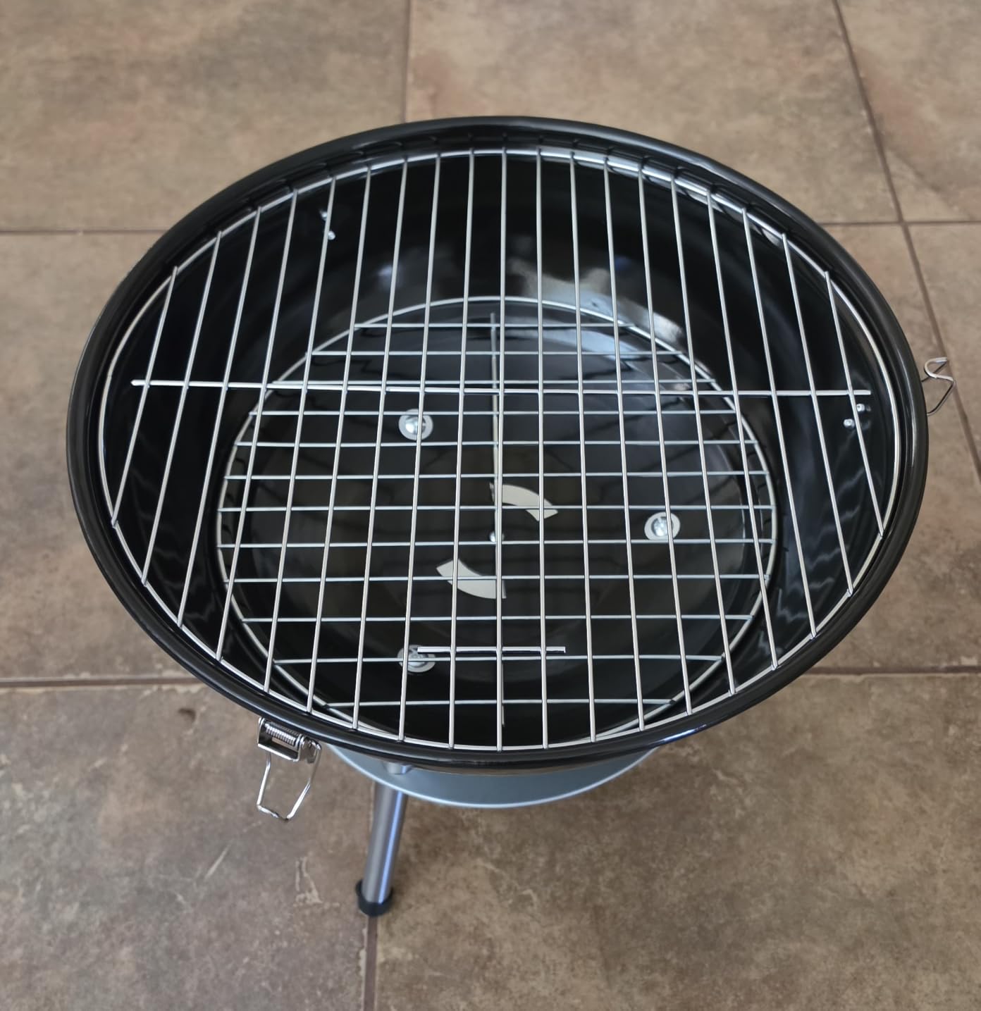 Gas One - 14-inch Portable Barbecue Grill with 3-Point Locking Lid for Heat Preservation - Dual Venting System - Small Charcoal Grill for Backyard, Camping, Boat customer photo 1