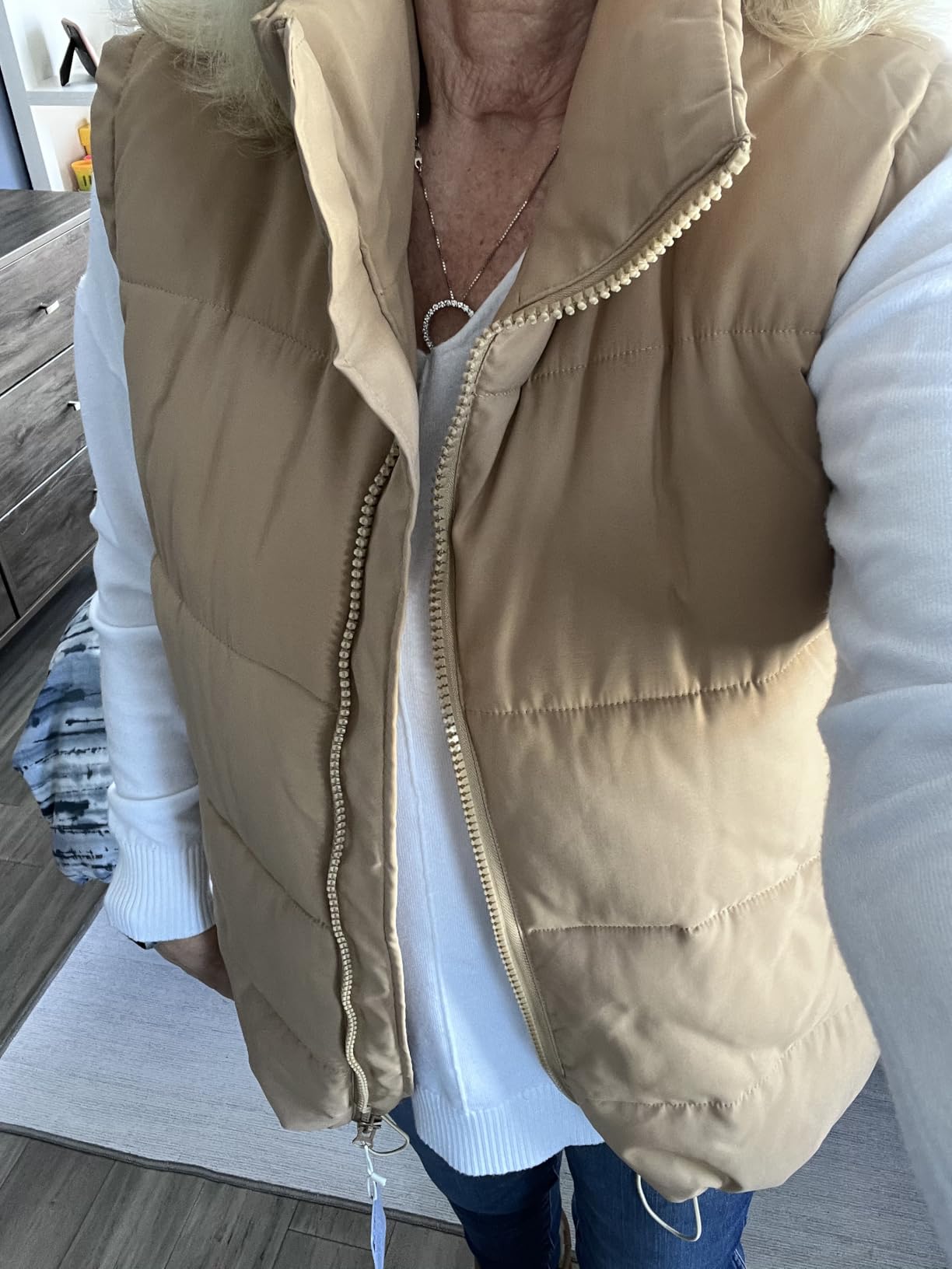 Athlisan Womens Zip Up Puffer Vest Stand Collar Sleeveless Padded Jacket Coat customer photo 2