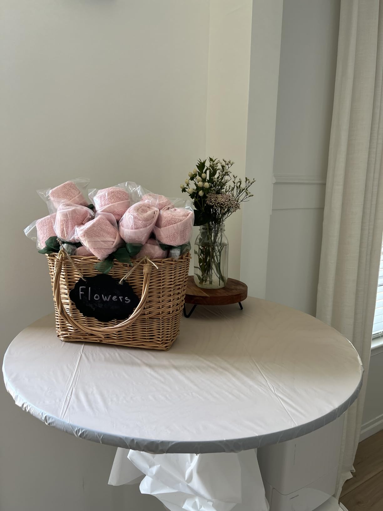 Natural Wicker Picnic Basket with Handle - Woven Willow Basket for Eggs, Candy, Groceries, Flowers, Gifts, Home & Outdoor Storage, 13x6x8 inches customer photo 1