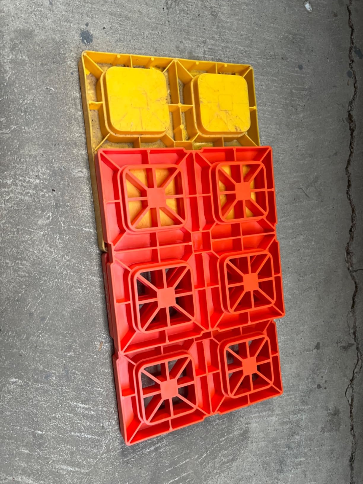 SEAFLO Heavy-Duty RV Leveling Blocks - Maximum Strength & Stability for Motorhomes, Trailers, and Campers (5) customer photo 1