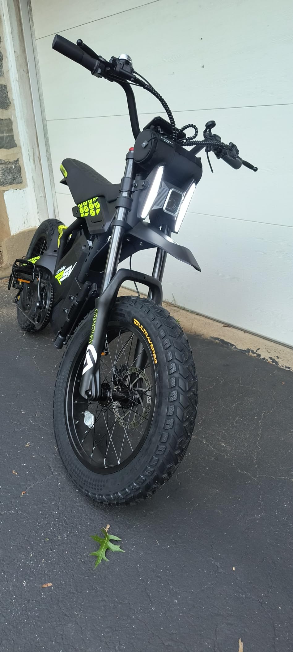 20x4.0 E-Bike Fat Tire, All-Terrain Tread, 2 Units | Robust Sidewall, High-Performance 20inch Fat Tyre for Ebikes, Durable Directional Tread, Suitable for Street & Trail customer photo 2