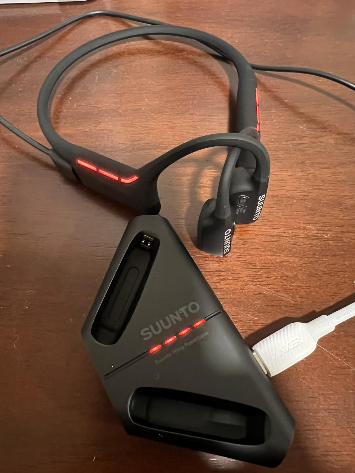 SUUNTO WING - Open ear, bone conduction headphones. Made for sports, waterproof, safety lights, bluetooth - Safety Lights, Head Movement Control, IP67 Sweat&Waterproof, Up to 10H Battery+20H w/ Powerbank, Anti-wind Noise up to 30km/h customer photo 2