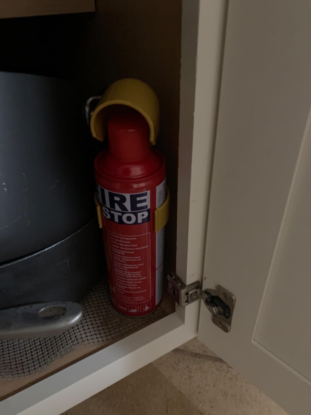 AmzBoom Fire Extinguisher 2-Pack with Mounting Bracket for Home, Kitchen, Car, Grill - Portable Small A, B, C, K Fire Extinguisher - 8-in-1 - Prevents Reignition. customer photo 2