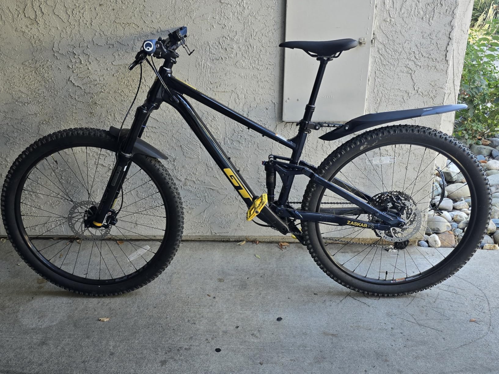 RBRL Bike Fender Adjustable Bicycle Mudguard [24-29 Inches], Universal Quick Disassembly Bike Fender customer photo 2