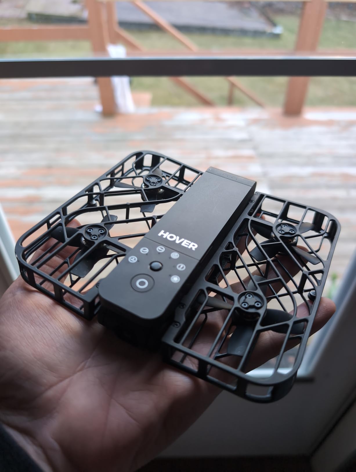 HOVERAir X1 Drone with Camera, Follow-me Drone with Self-Flying Mode, Foldable Mini Drone with HDR Video Capture, Palm Takeoff, Intelligent Flight Paths customer photo 1