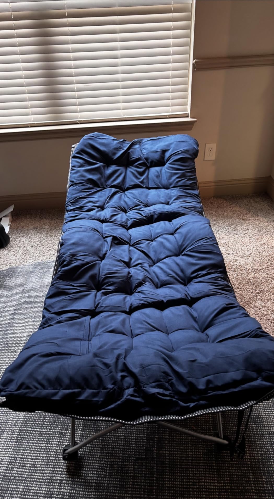 Oversized XXL Folding Camping Cot with Pad | Heavy Duty Sleeping Cot Bed Portable Adults Outdoor Bed with Carry Bag, Travel Camp Cots customer photo 1