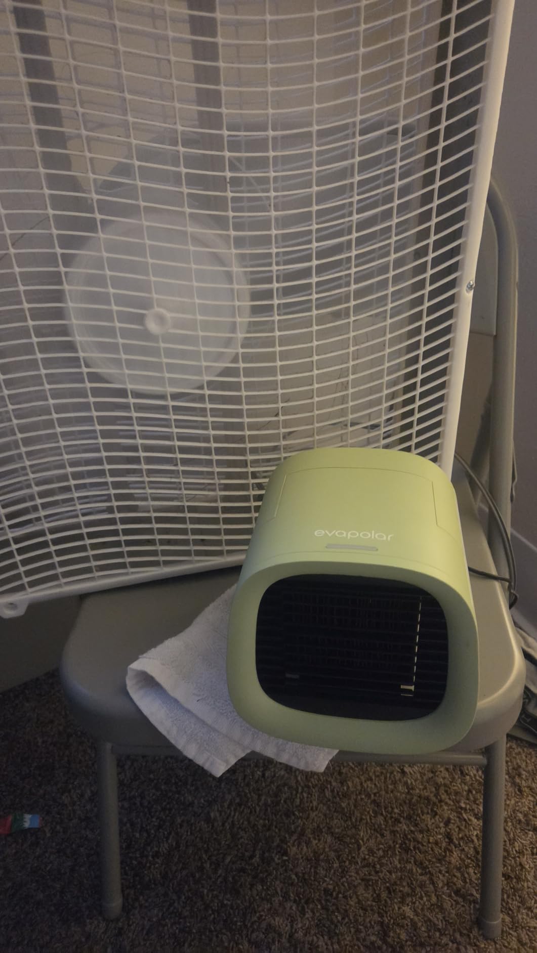 Evapolar evaCHILL Portable Air Conditioners - Portable AC Unit - Small Personal Evaporative Air Cooler & Fan for Desk, Office, Car, Camping, Grey customer photo 2