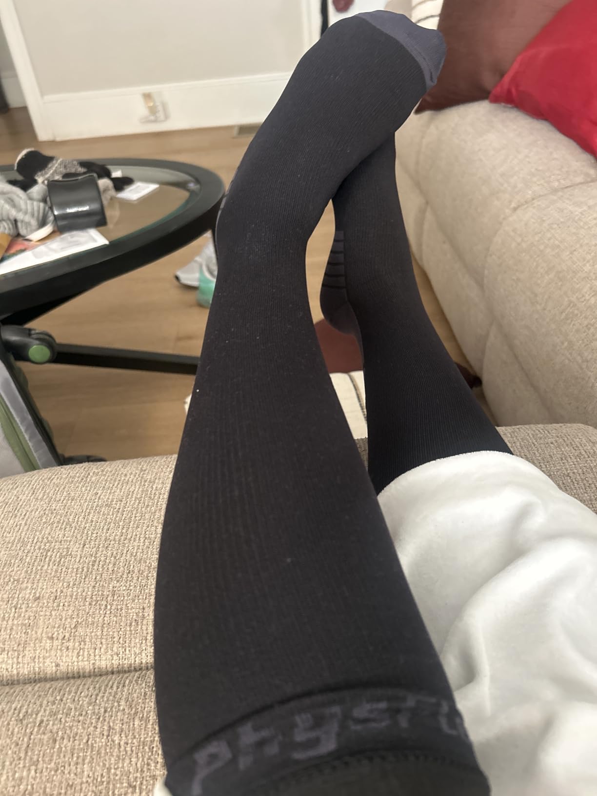 Compression Socks for Women & Men 20-30 mmHg - Circulation Support for Nurses, Travel, Flight, Running & Everyday Wear customer photo 2