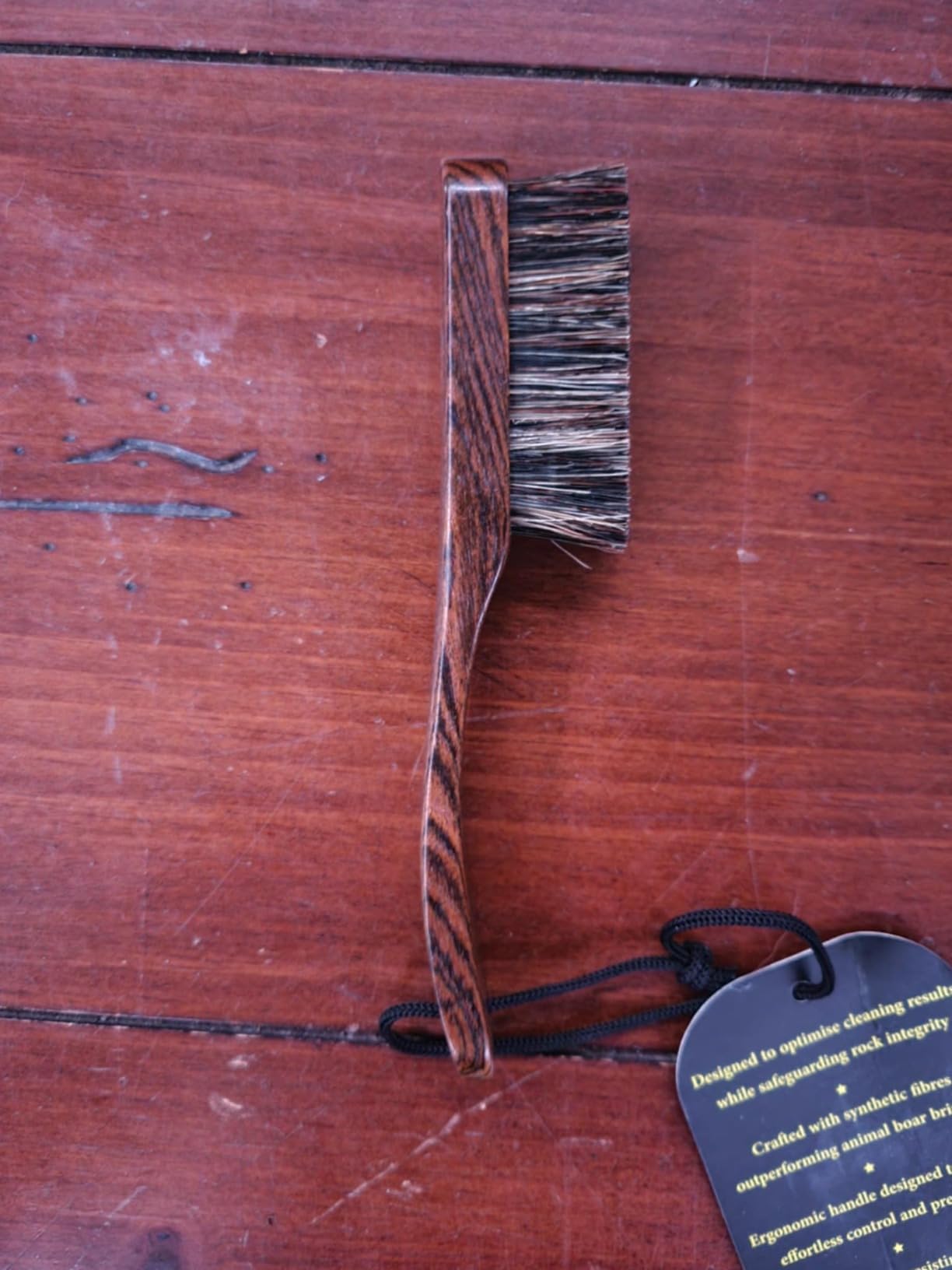 BELLAROCA Climbing Brush with Rope and Carabiner - Rosewood Handle, Synthetic Bristles, Rock Climbing Brush and Bouldering Brush for Indoor and Outdoor Chalk Removal customer photo 1