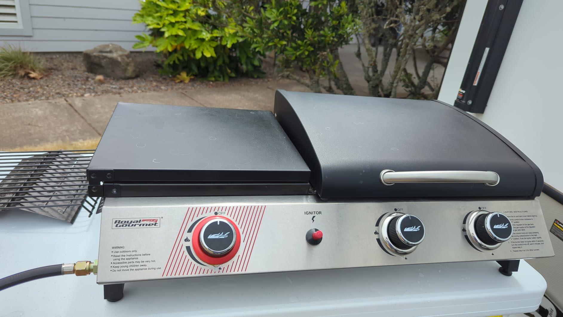 Royal Gourmet PD1305H 3 Burner Propane Gas Grill and Griddle Combo with Lid, 3-in-1 Grill Griddle Combo with 29,000 BTUs Output for Outdoor Cooking, 364 Sq. In. Cooking Area, Silver & Black customer photo 1