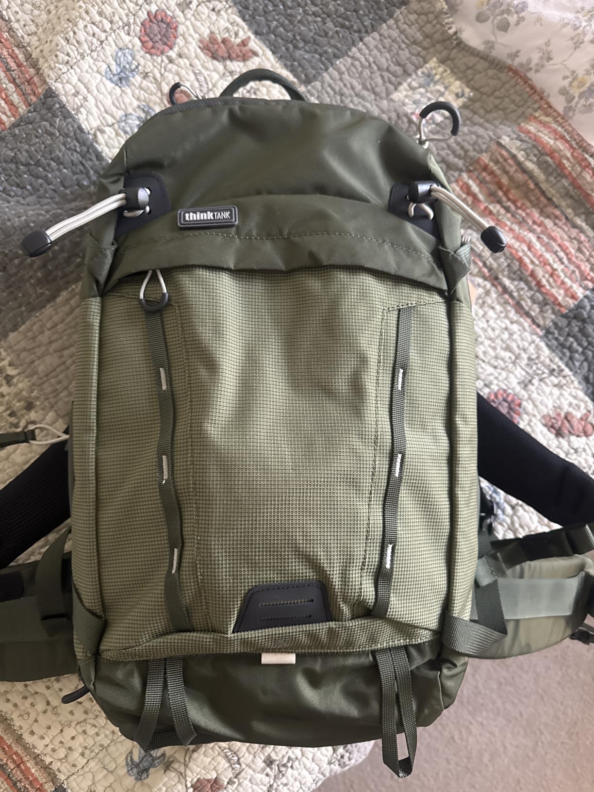 Think Tank BackLight 36L Camera Daypack Backpack for DSLR, Mirrorless, Photography and Video - Montane Green customer photo 1