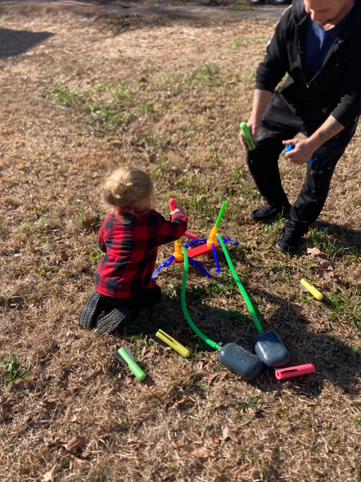 Otoseth Toy Rocket Launcher for Kids - Launch up to 100 Ft, 8 Foam Rockets & Adjustable Launch Stand, Outdoor Toys for Kids Ages 4-8, 3 4 5 6 7 Year Old Boys Birthday Gifts, Toy for Toddlers Age 3+ customer photo 2