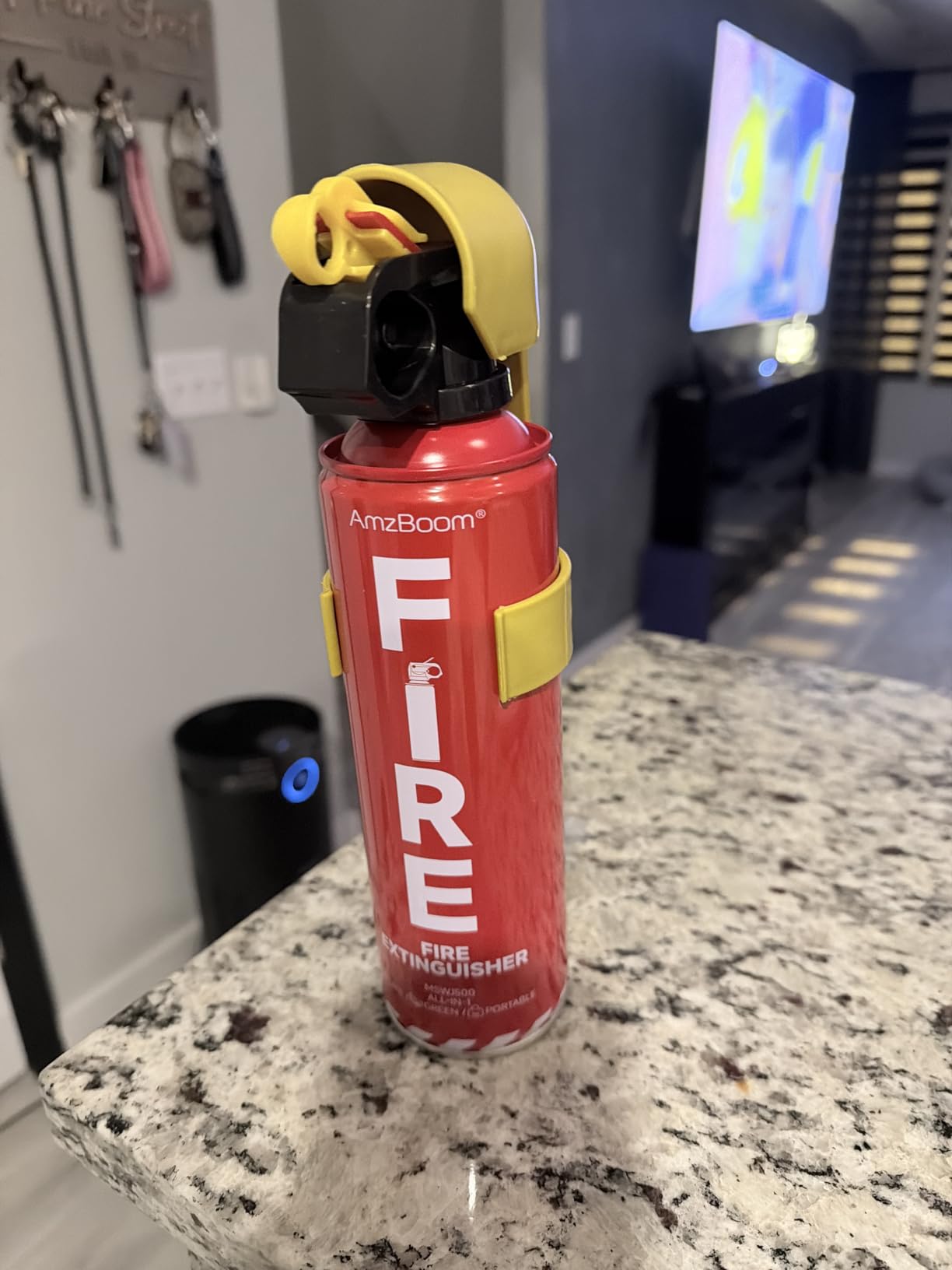 Fire Extinguisher for Home 1Pack, Kitchen, Car, and Grill, Compact Water-Based A, B, C, K Extinguisher with 6-Year Warranty and Easy Storage. customer photo 2