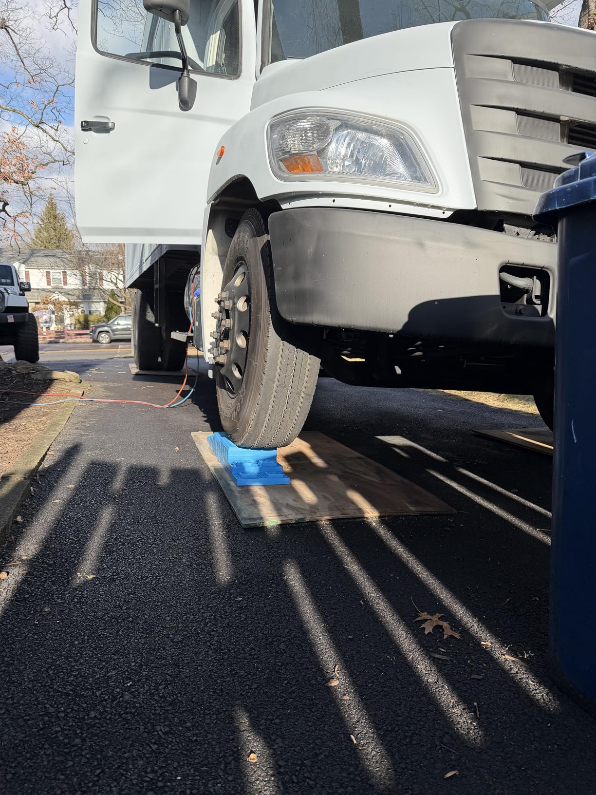 RVMATE 12 Pack RV Leveling Blocks, Heavy Duty Camper Leveling Blocks, Levelers for RVs, Reduce Trailer Movement, Trailer Leveling Blocks，RV Leveling System Great for Single and Dual Wheels customer photo 2