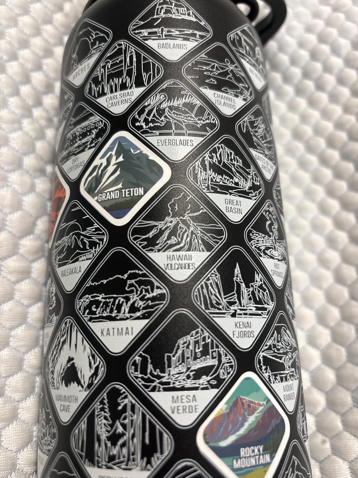 DYSANKY National Parks Water Bottle - 32 oz Insulated Stainless Steel Water Jug with 63 Hand-Drawn Park Stickers, Outdoor Accessories & Gift Box - BPA-Free - Ideal for Hiking, Camping & Travel customer photo 1
