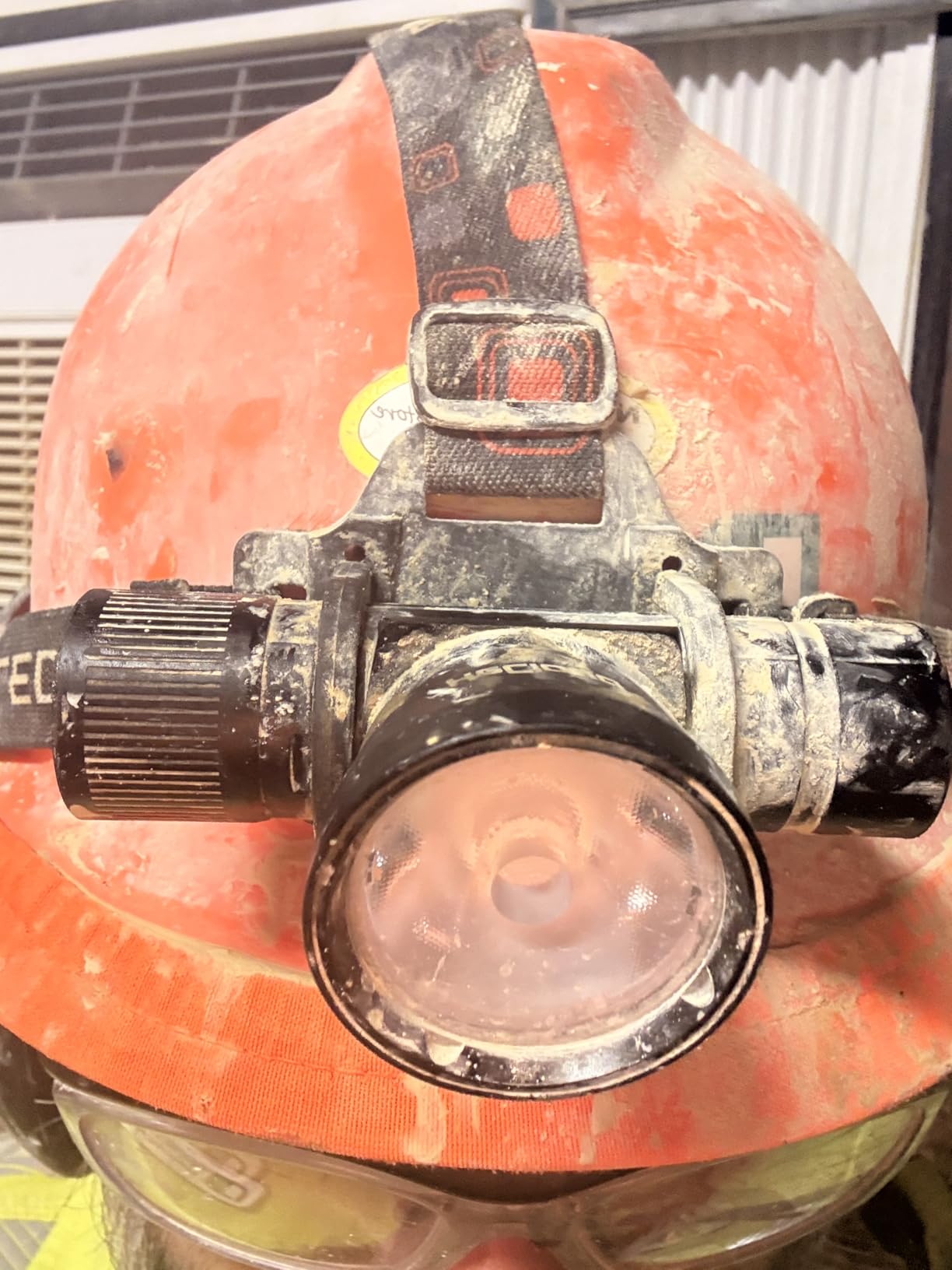 3000LM IP68 Waterproof Diving Headlamp 3 Modes Scuba Dive Light | SST25 LED Chip, 100M Underwater Depth, 5-10H Runtime, Aluminum, O-Rings, Hands-Free & Portable, Multi Outdoor Application customer photo 1