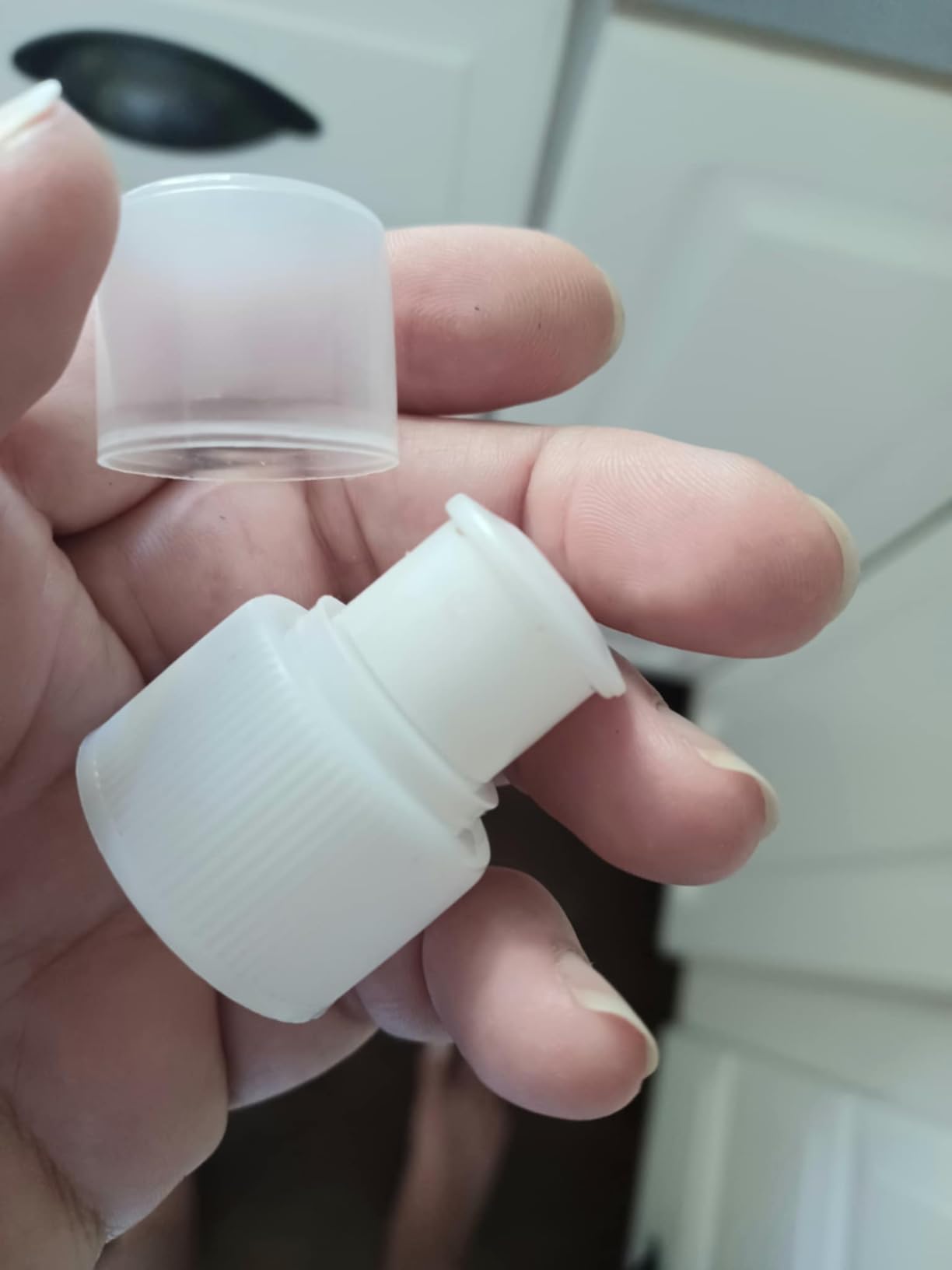 VANPET 1L Hiking Collapsible Water Bottles, 33OZ BPA-Free Plastic Flasks, Reusable Drink Bags, Foldable Backpacking Water Bottle for Travel Camping Hiking (2-Pack) customer photo 1