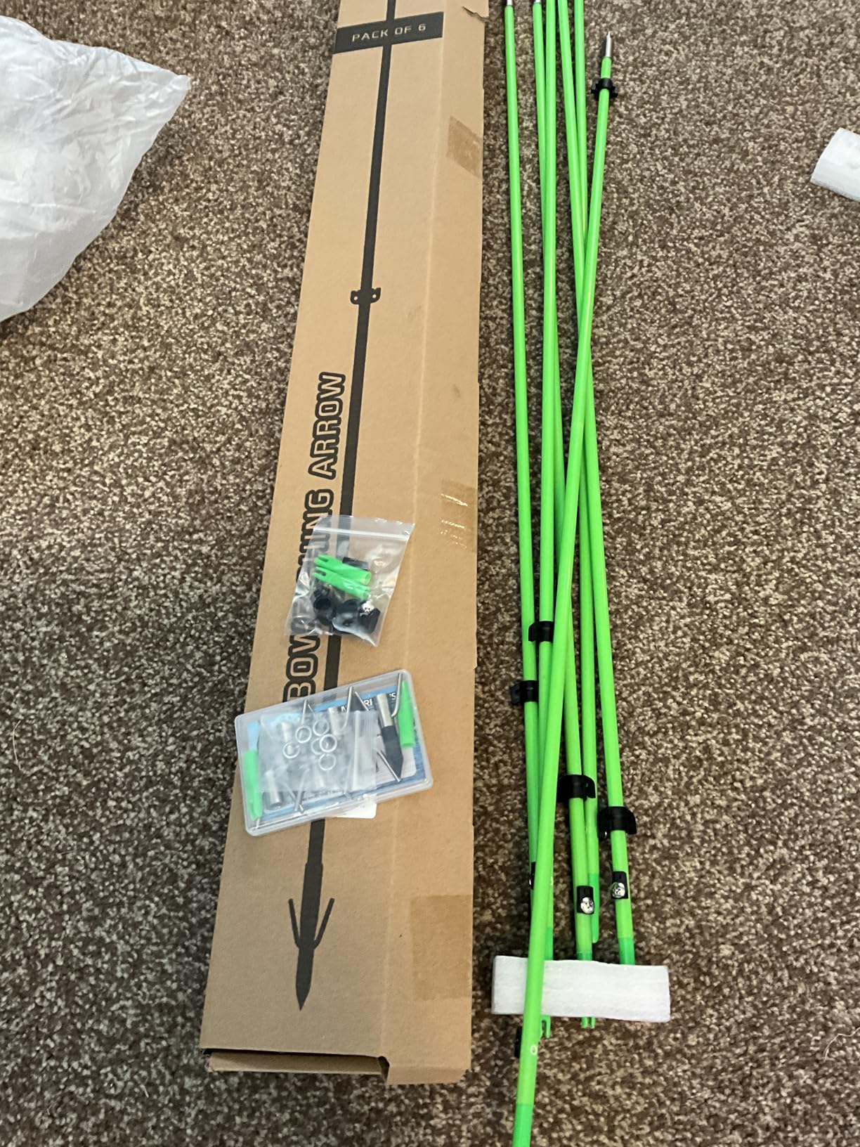 34inch Bowfishing Arrows with Broadheads for Compound Recurve Bows | 6-Pack Glow-in-Dark 8mm solid fiberglass shafts with safety slides and barbed Tips customer photo 1