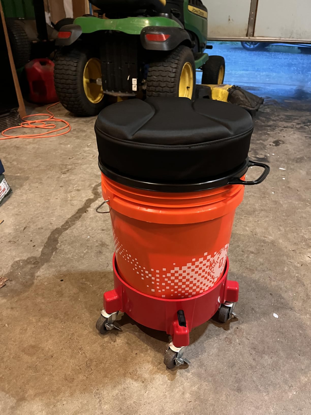 5 Gallon Bucket Seat with 3