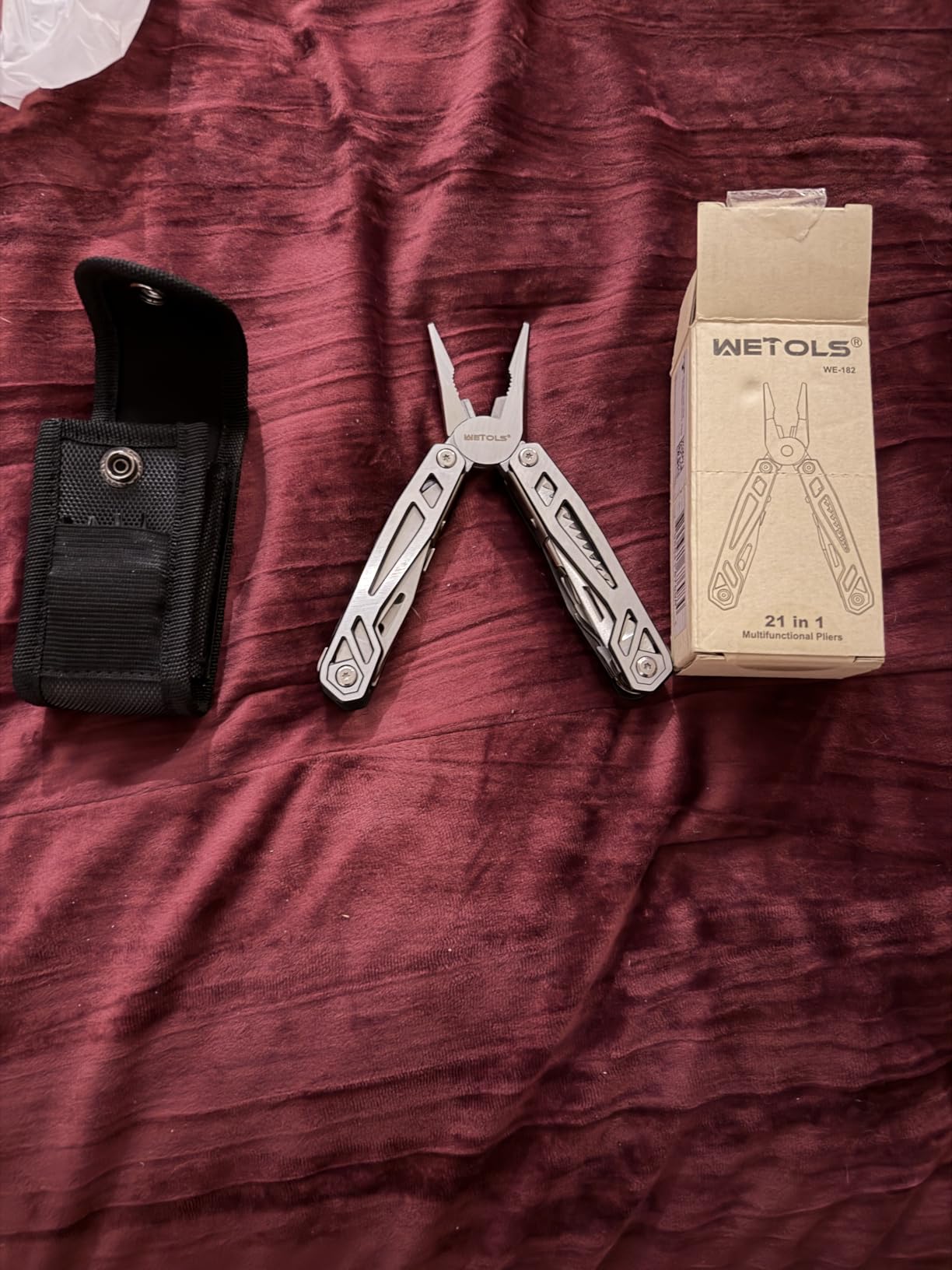 WETOLS Multitool with Pocket Knife, Stainless Steel Needle Nose Pliers | 27-in-1 Multi Tool with Screwdrivers, Self-locking EDC Gear with Sheath, Ideal for Survival, Outdoor, Camping customer photo 1