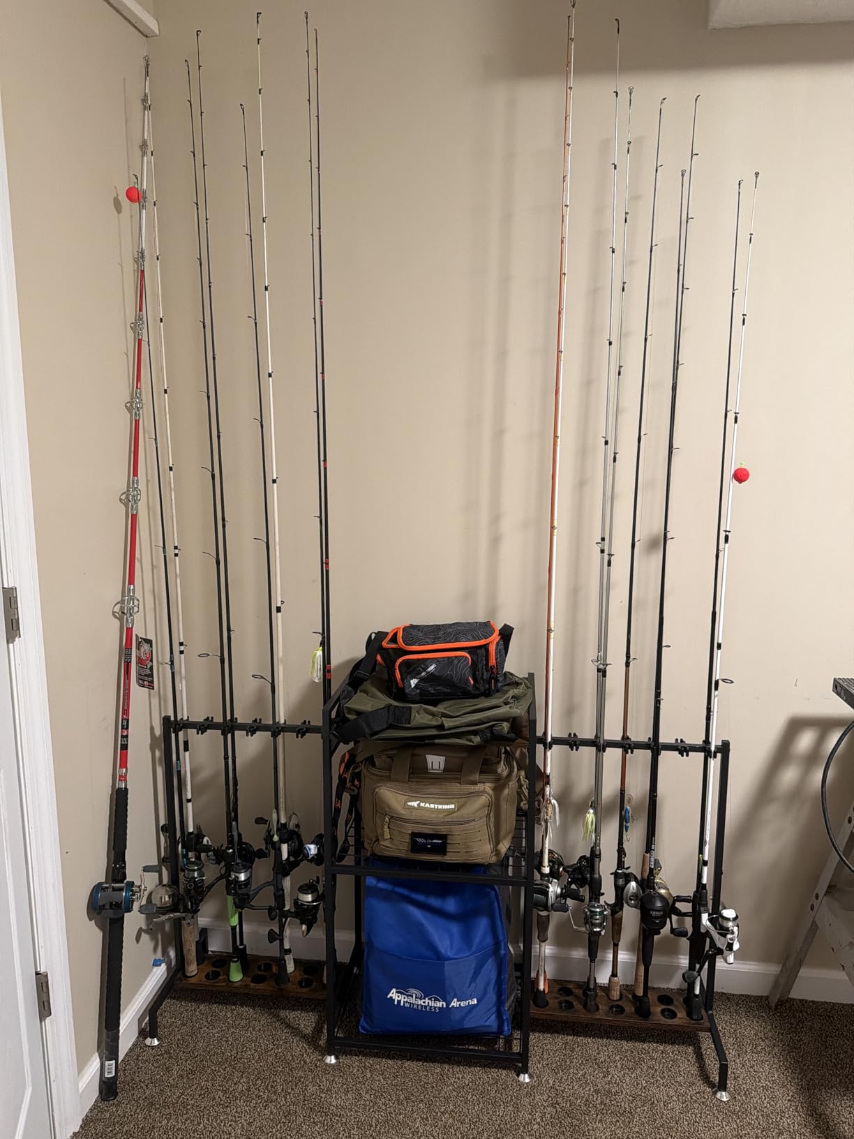 SOYEEZE Fishing Rod Holder for 28 Rods, Ground Stand Fishing Pole Holders for Garage, 3-Sided Vertical Fish Rod Rack for Tackle Box, Fishing Supplies, a Display Fish Gear Storage Gift for Man customer photo 1