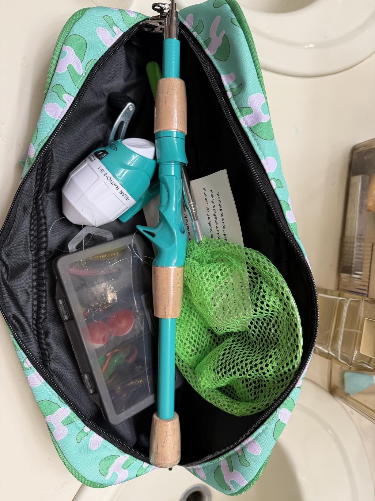 Kids Fishing Pole, Portable Telescopic Kids Fishing Poles for Boys Girls Youth, Fishing Rod and Reel Combo customer photo 1