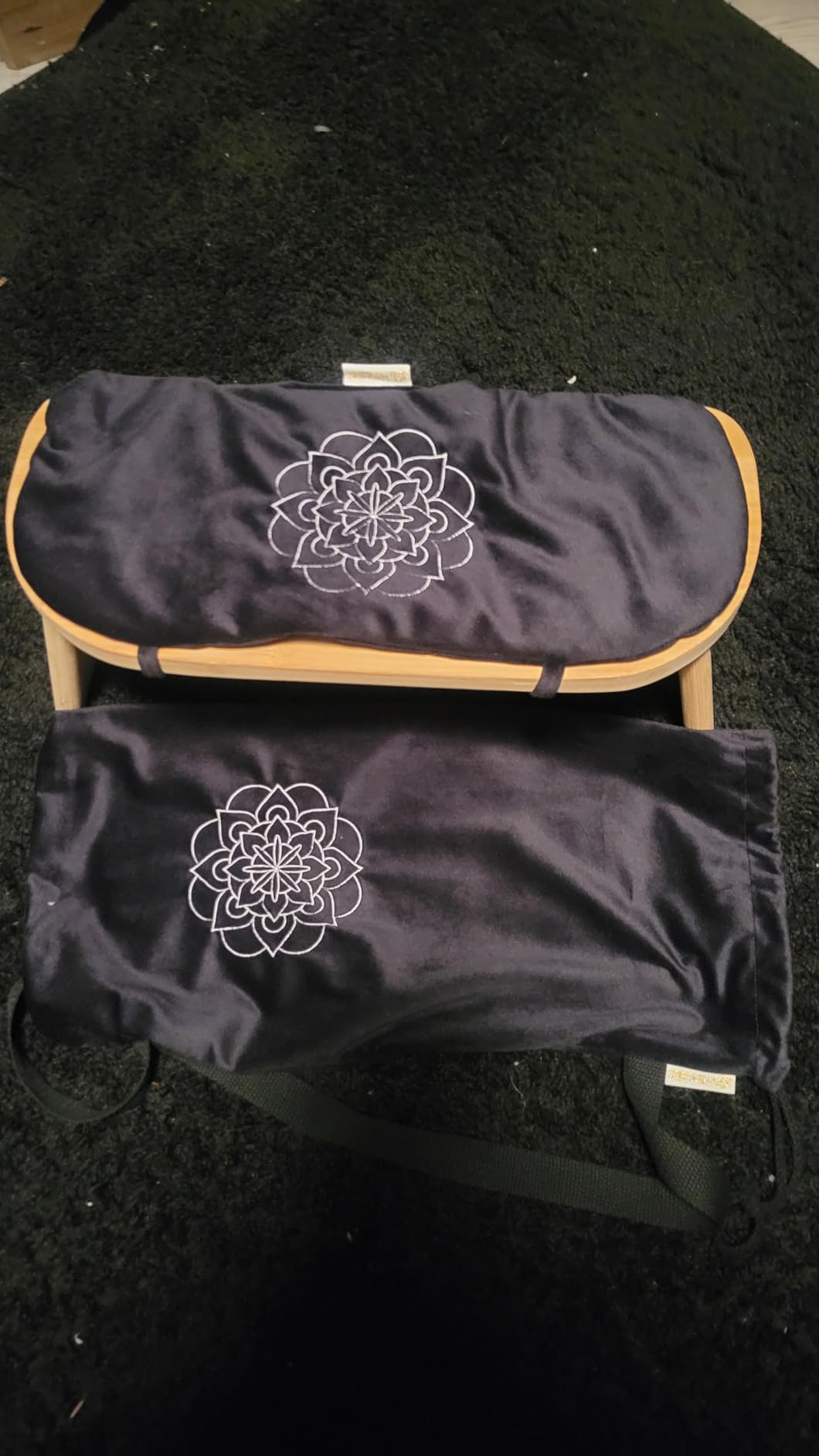Hihealer Folding Bamboo Meditation Bench with Cushion & Carry Bag - Ergonomic Yoga and Prayer Stool for Comfort and Posture Support (Black) customer photo 1