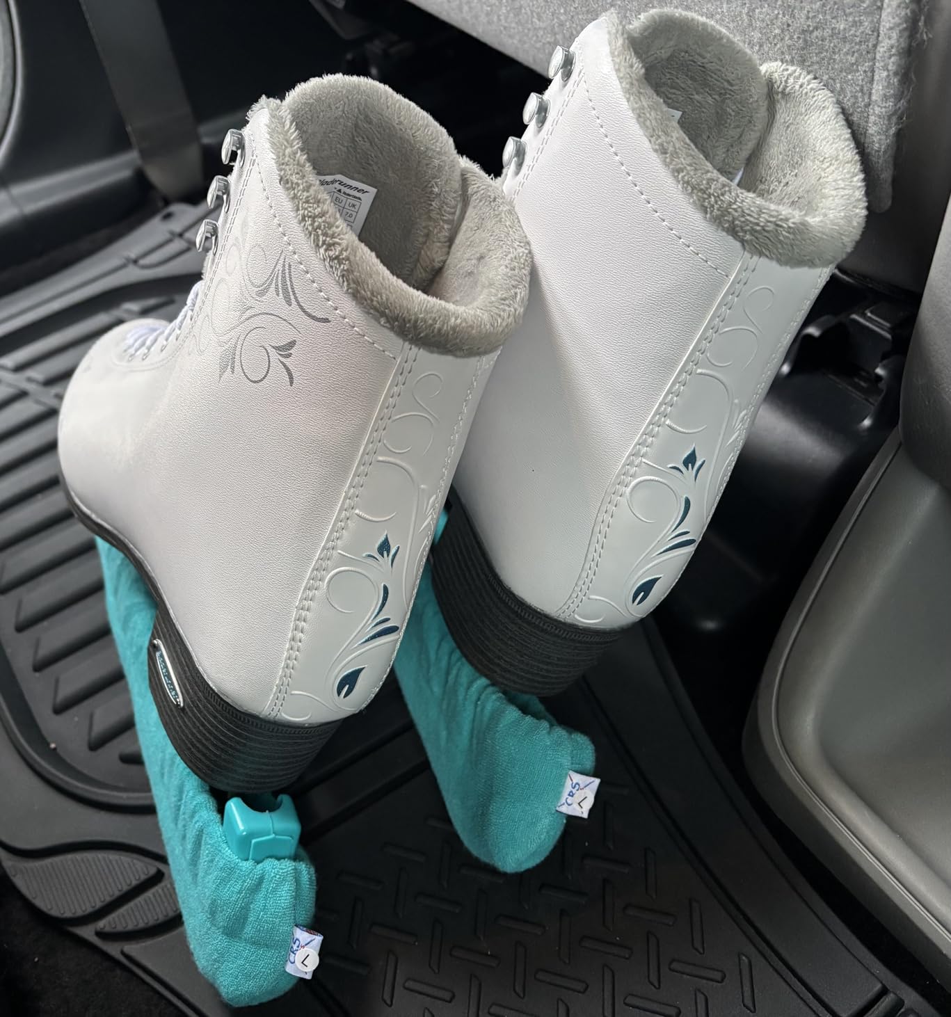 Bladerunner Ice by Rollerblade Aurora Women's Adult Figure Ice Skates customer photo 1