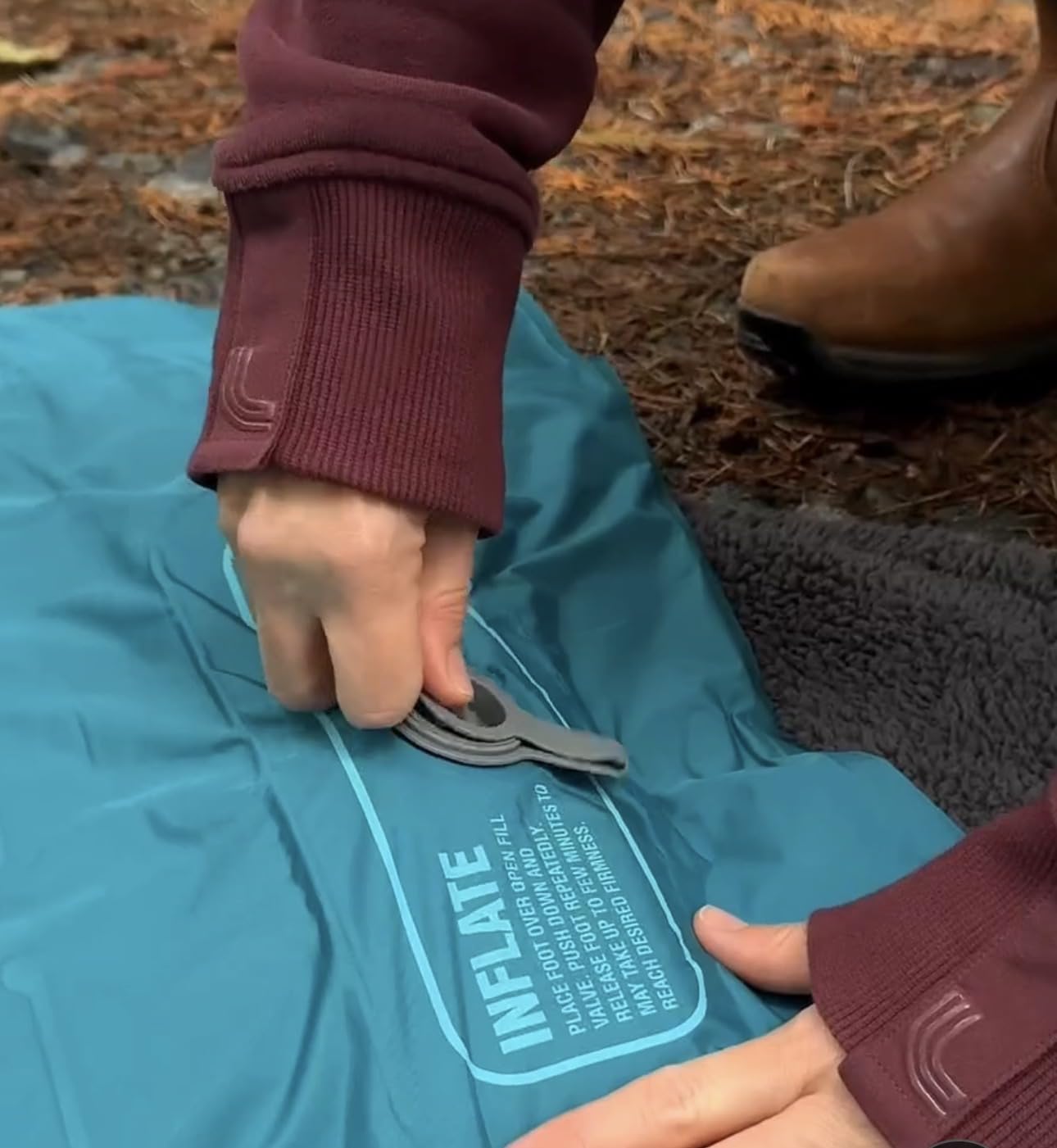 Kids Sleeping Bag with Built-in Pad (Fits Up to 4'6
