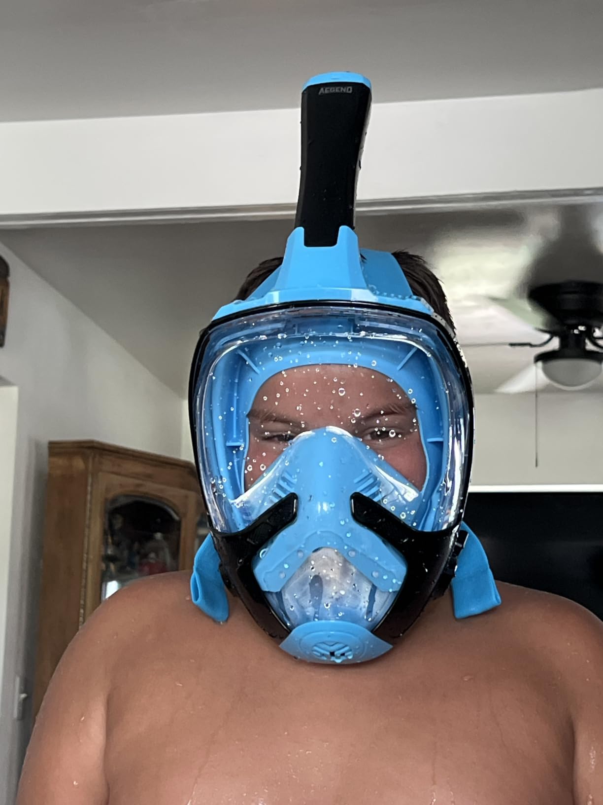 Aegend Full Face Snorkel Mask for Adult with Emergency Removal Handle | Snorkeling Gear with Latest Dry Top System 180° HD View Safe Breathing, Anti-Fog Anti-Leak customer photo 1