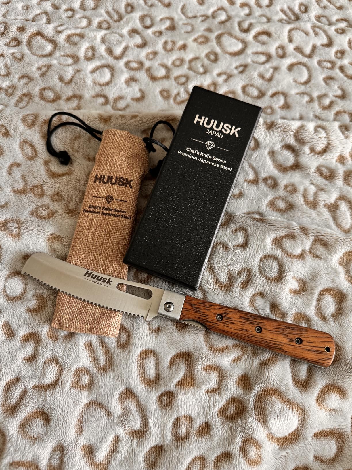 Huusk Folding Chef Knife Set-4Pc with Bag- EDC Kitchen Knife Set | Including Nakiri, Santoku, Bread and Fruit Knives, 440C Stainless Steel, Ultra Sharp Blade, Gift Box customer photo 2