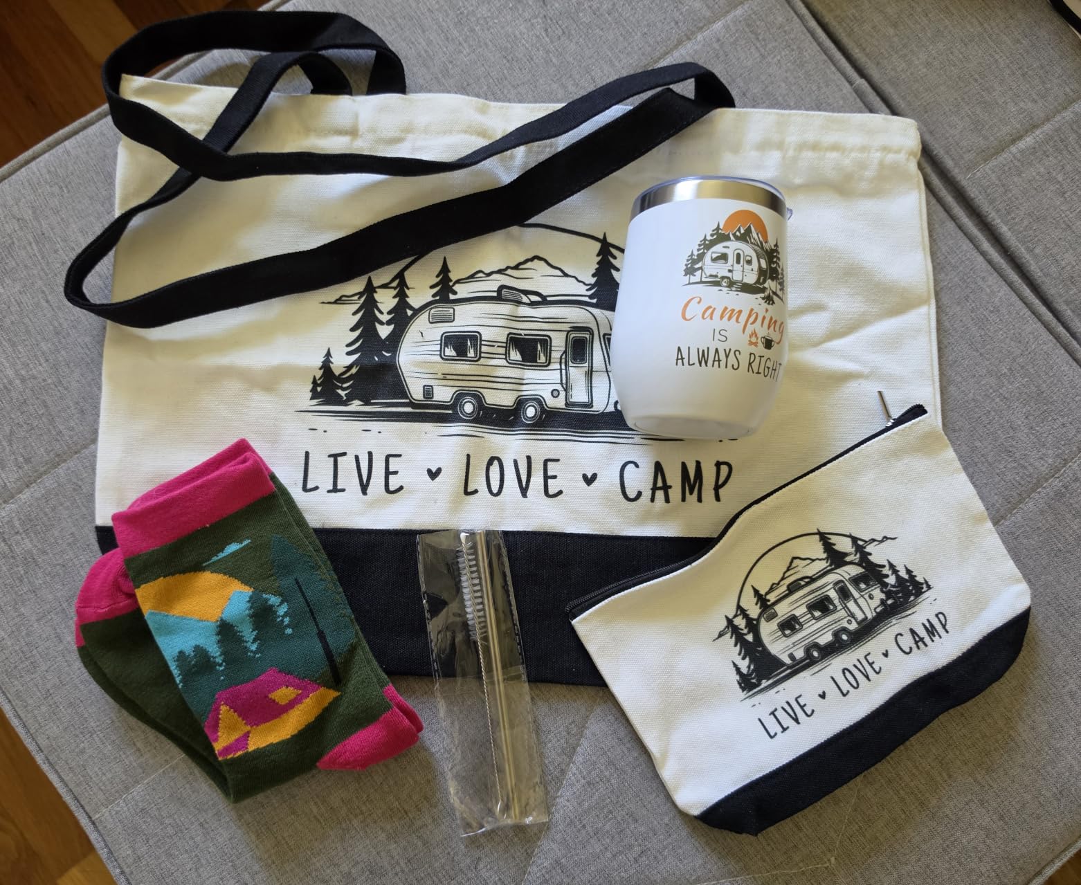 Patelai 4 Pcs Camping Gift Set Canvas Tote Bag 12 oz Stainless Steel Tumblers Socks Travel Makeup Bag Outdoor Gifts for Women Men Picnics Hiking customer photo 2