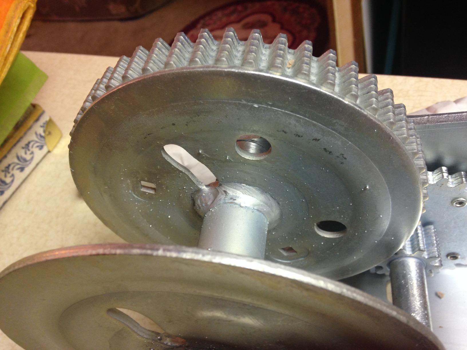 Dutton-Lainson Company - Pulling Winch - 600 lb to 3,200 lb Capacity - Rust-Resistant, for Horizontal Pulling Applications and Hauling - Plated, with or Without Strap, Manual Use - Made in USA customer photo 2