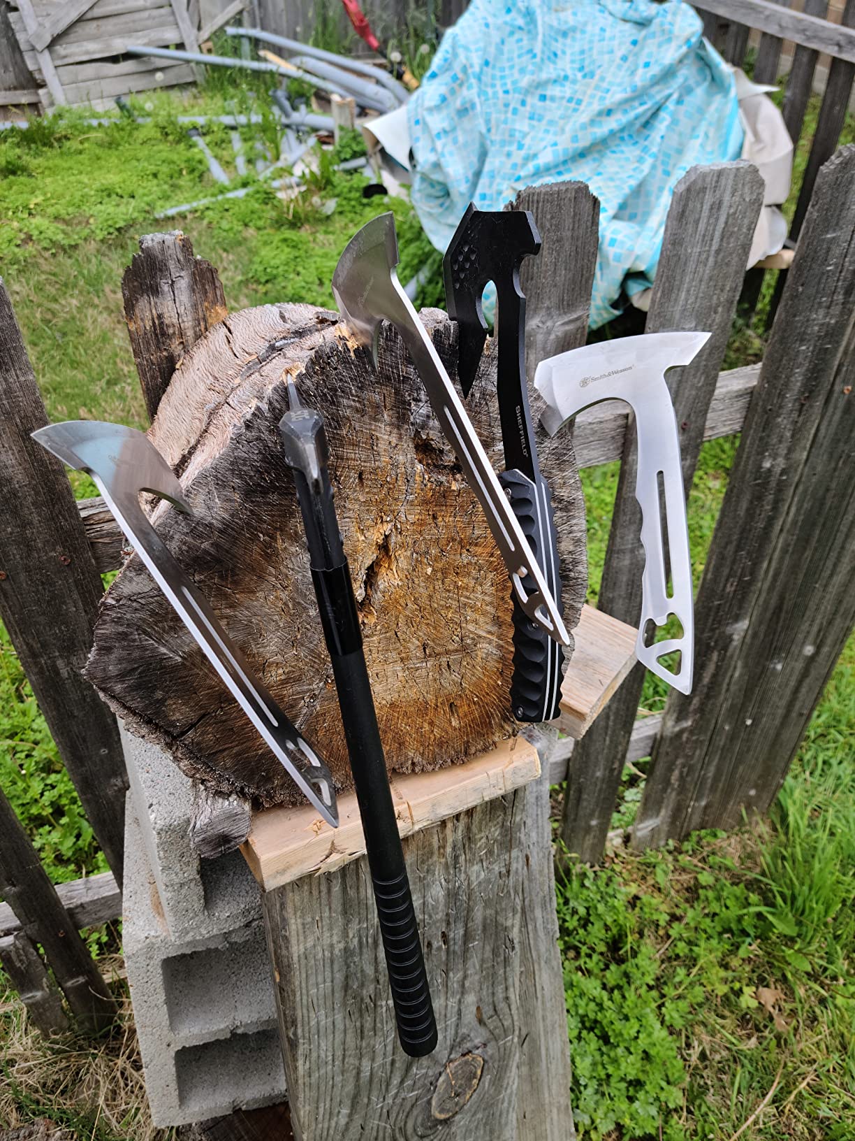 SOG Tactical Tomahawk- Throwing Hatchet, Versatile Survival Tactical Axe and Emergency Breaching Tool with Sheath (F01TN-CP) customer photo 2