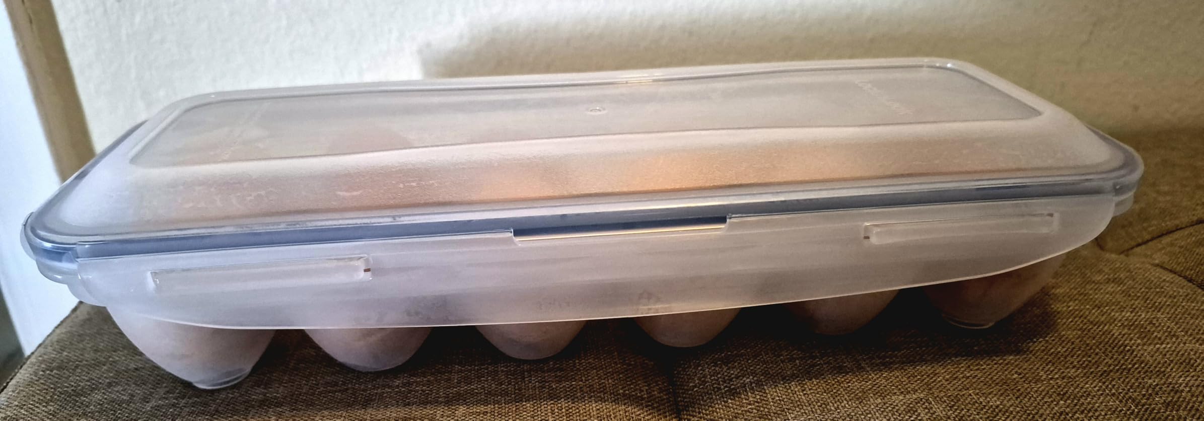 Lock & Lock Eggs Dispenser (12 Eggs) customer photo 2