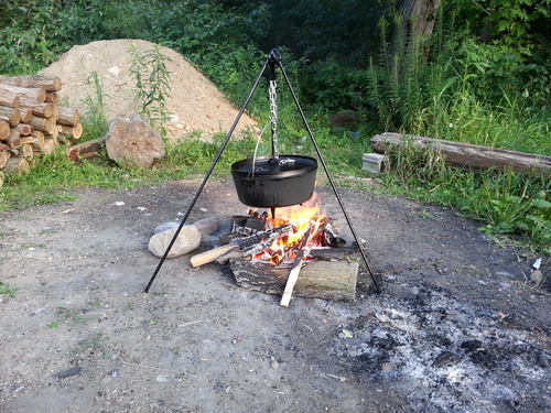 Stansport Heavy-Duty Steel Cooking Tripod (15997) customer photo 2