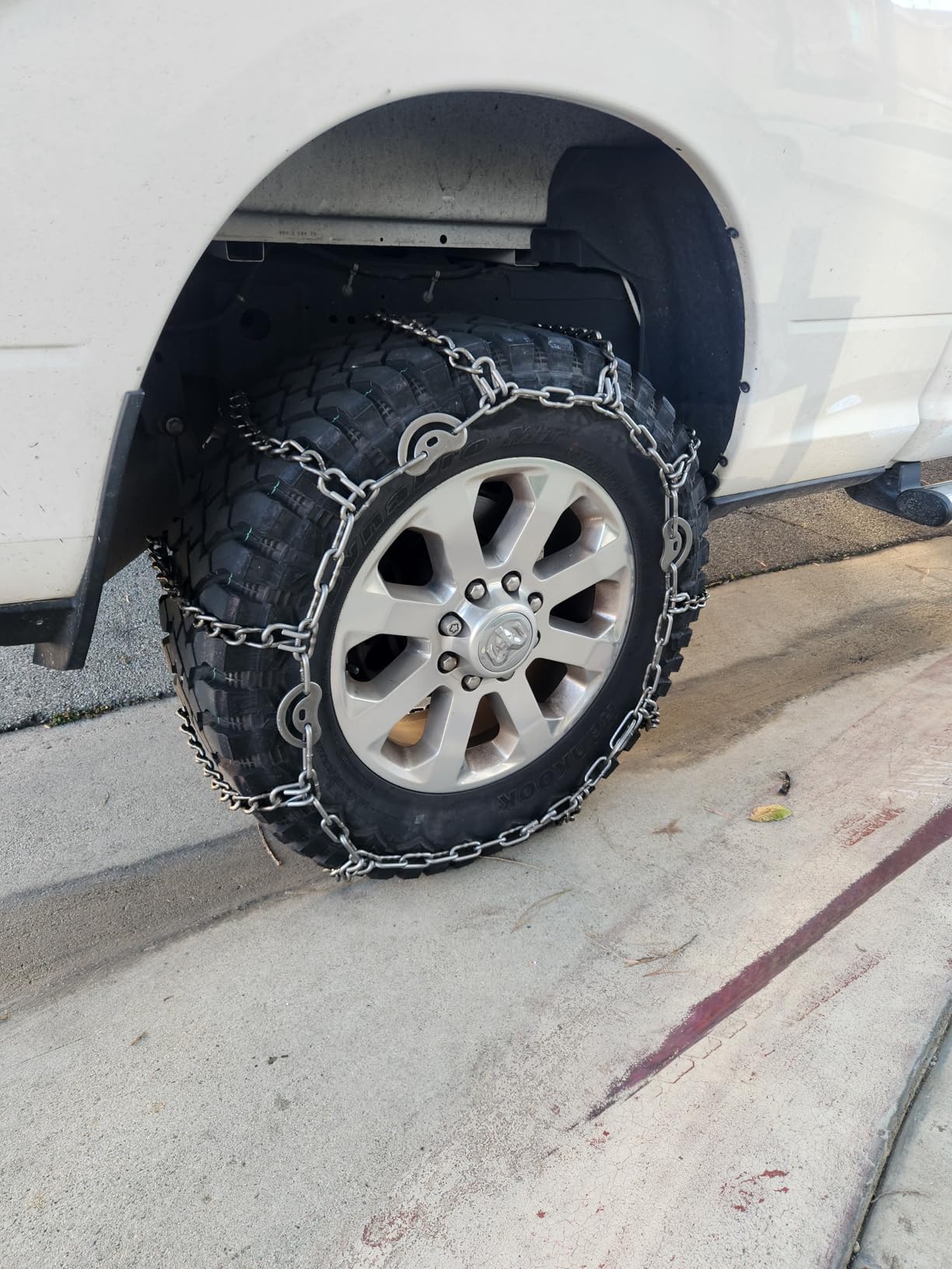 SCC QG3229CAM Quik Grip Wide Base Type CAM-DH Light Truck Tire Traction Chain - Set of 2 customer photo 1